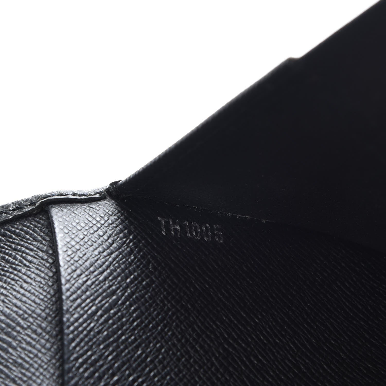 Louis Vuitton Taiga Desk Agenda Cover Ardoise 7 of 7