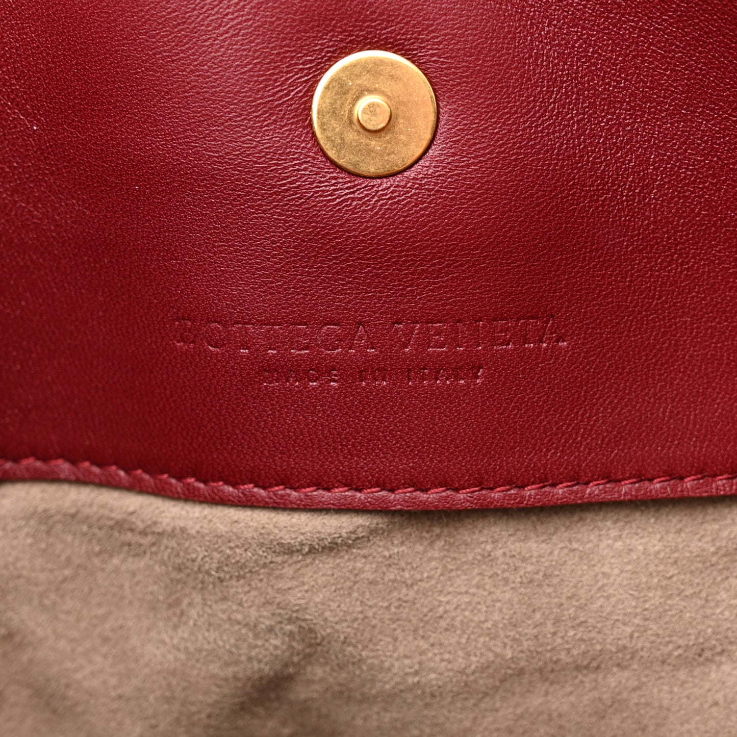 Nappa Intrecciato Medium Classic Chain Strap Tote Bordeaux