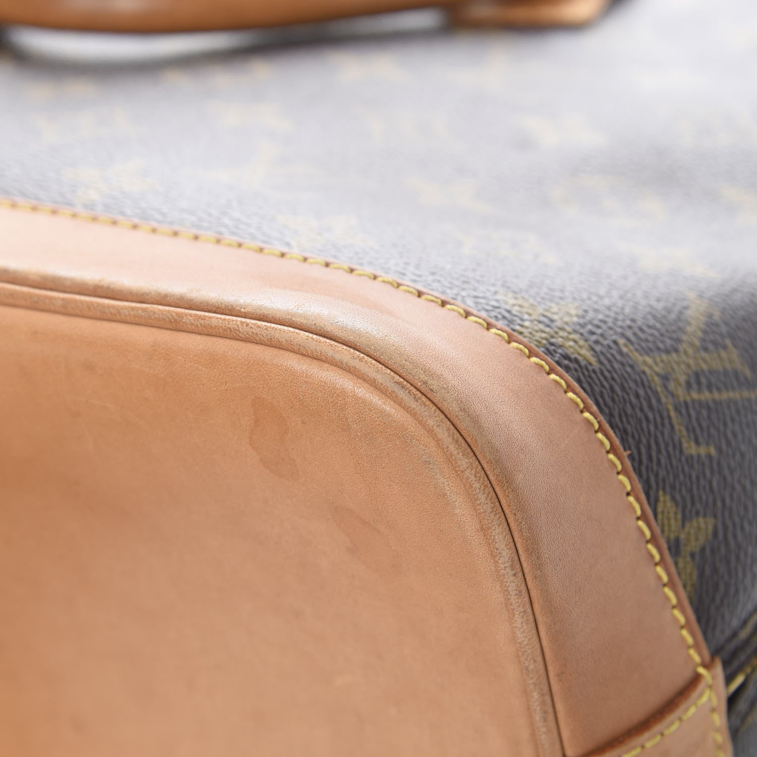 Louis Vuitton Monogram Alma PM 10 of 19