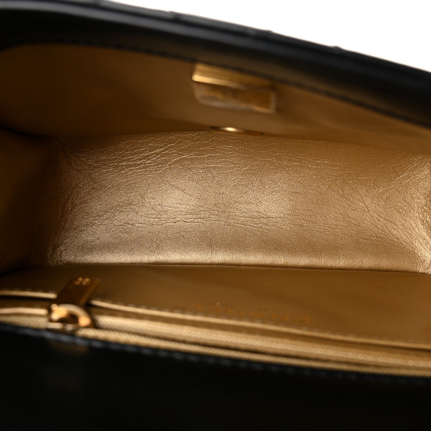 Lambskin Quilted Mini Pearl Crush Flap Black