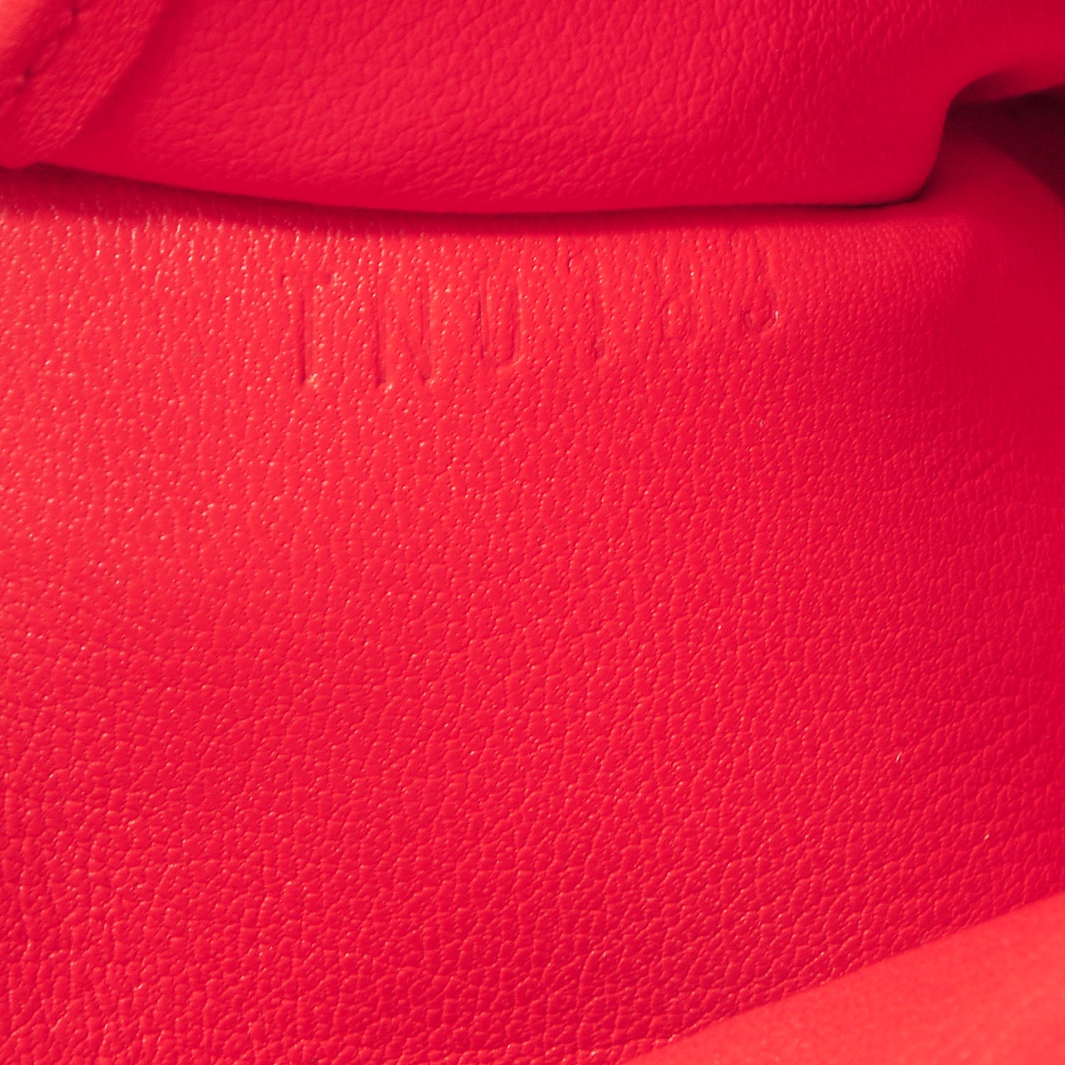 Louis Vuitton Mahina Iris Wallet Corail 8 of 8