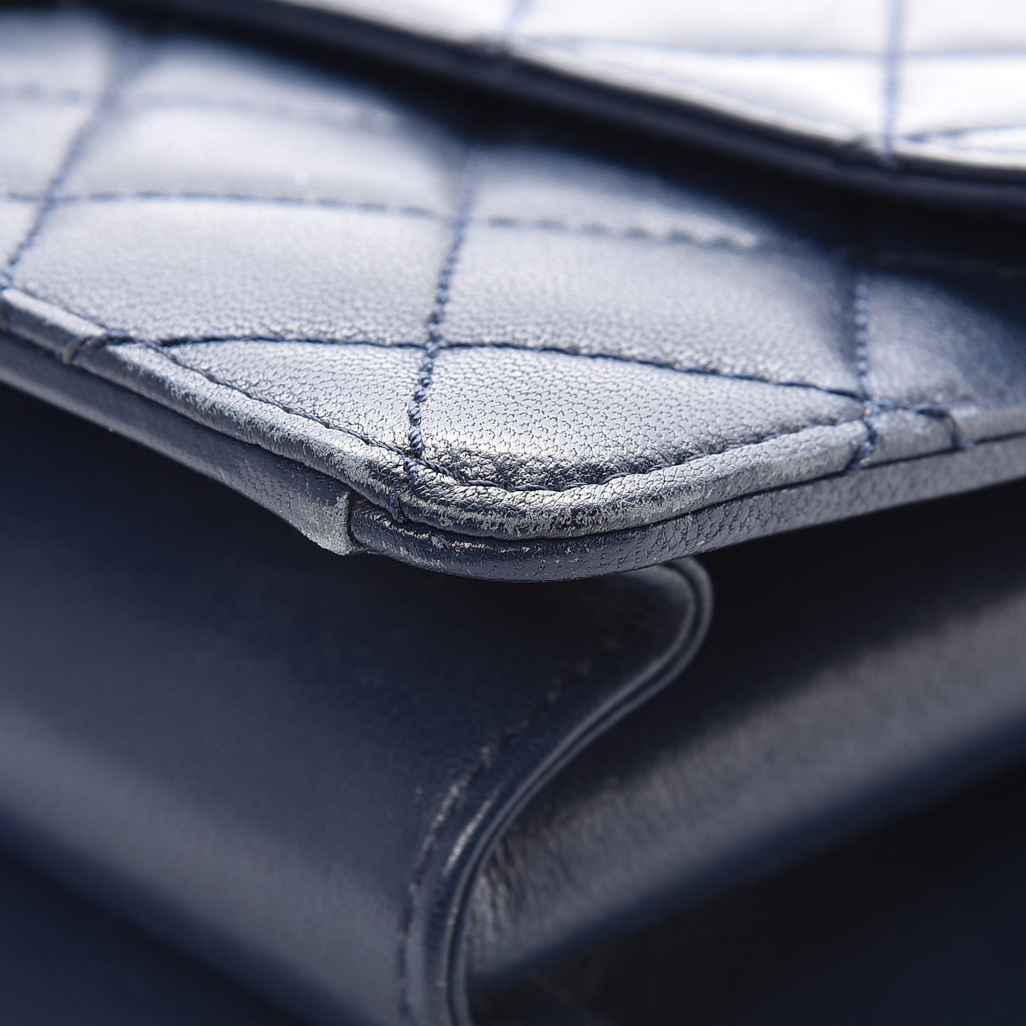 Sheepskin Quilted Large Beauty Lock Flap Navy Blue