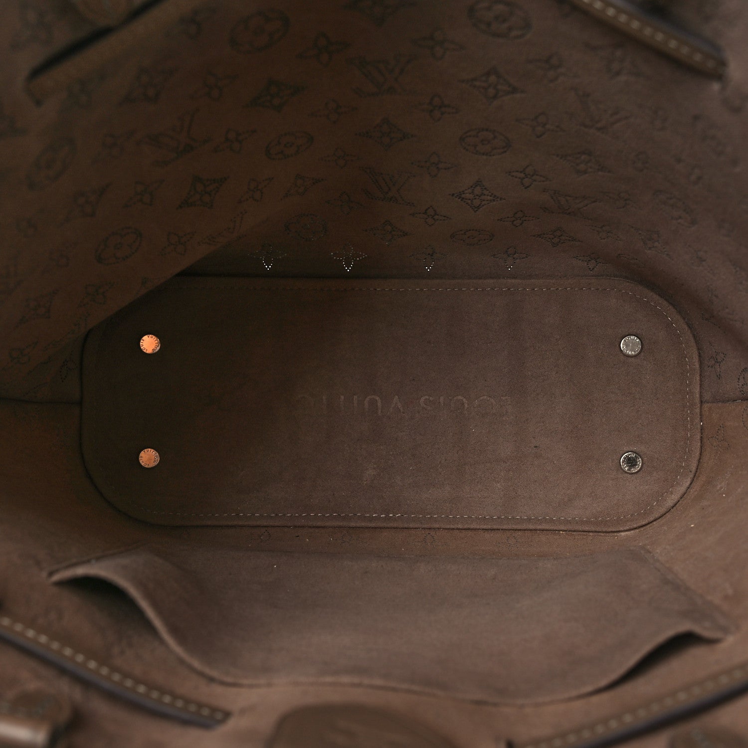 Louis Vuitton Mahina Girolata Galet 6 of 12