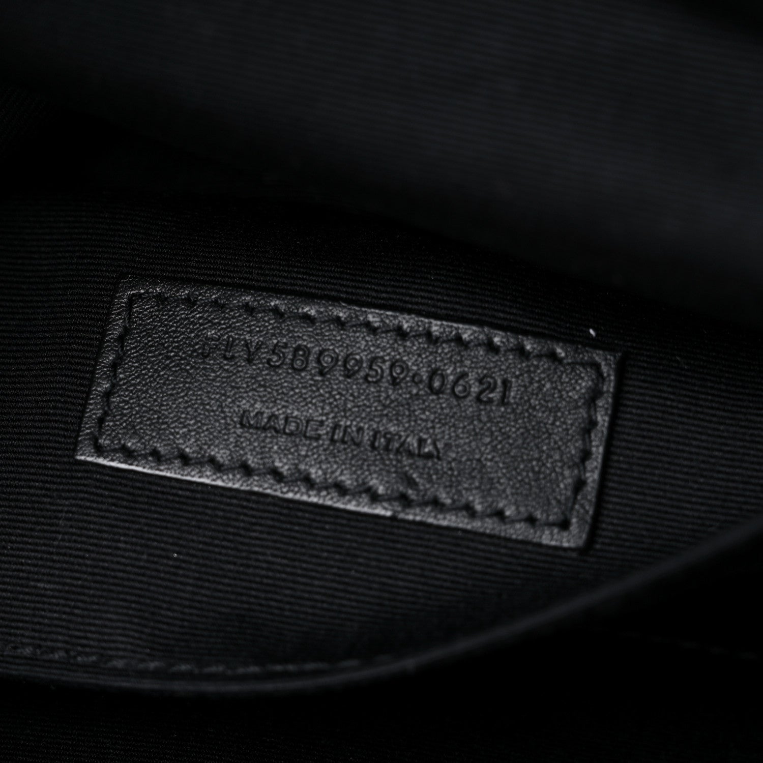 Saint Laurent Grain De Poudre Monogram Belt Bag Black 7 of 16