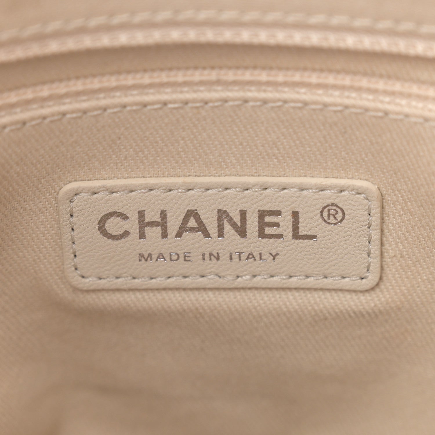 Chanel Shiny Sheepskin Quilted Medium Shopping Tote Red 6 of 17