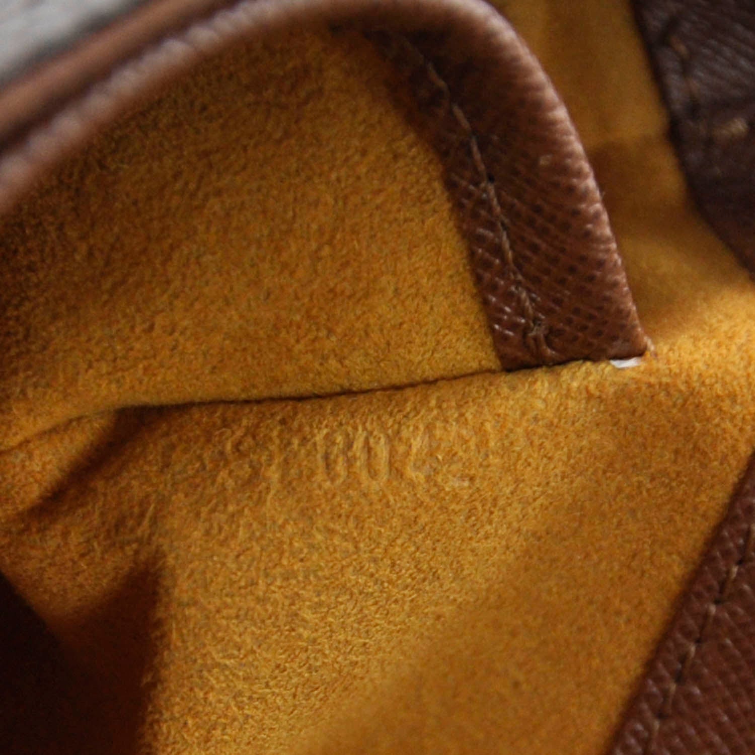 Louis Vuitton Monogram Musette Tango 6 of 6
