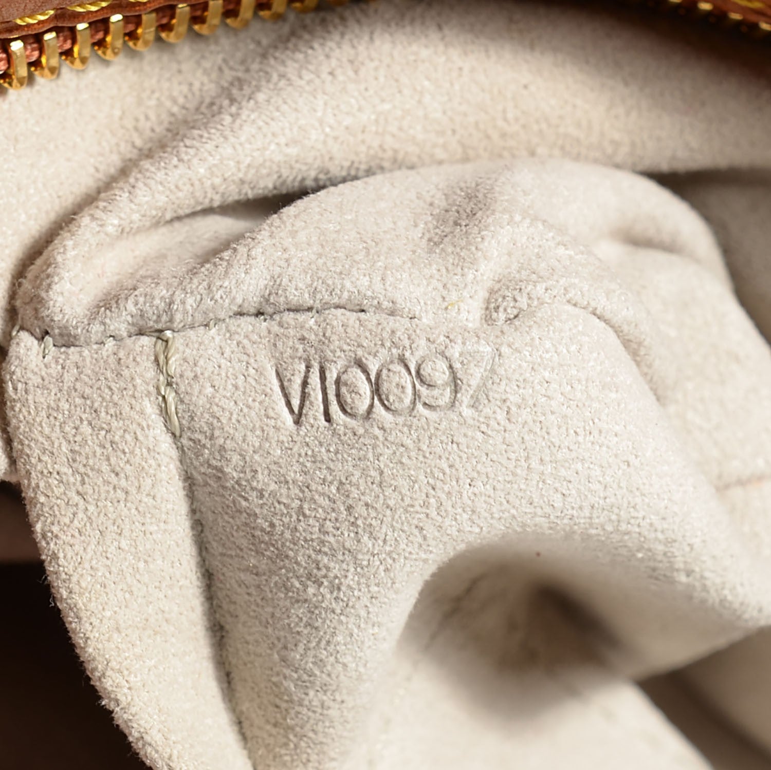 Louis Vuitton Monogram Dentelle Kirsten Silver 6 of 7