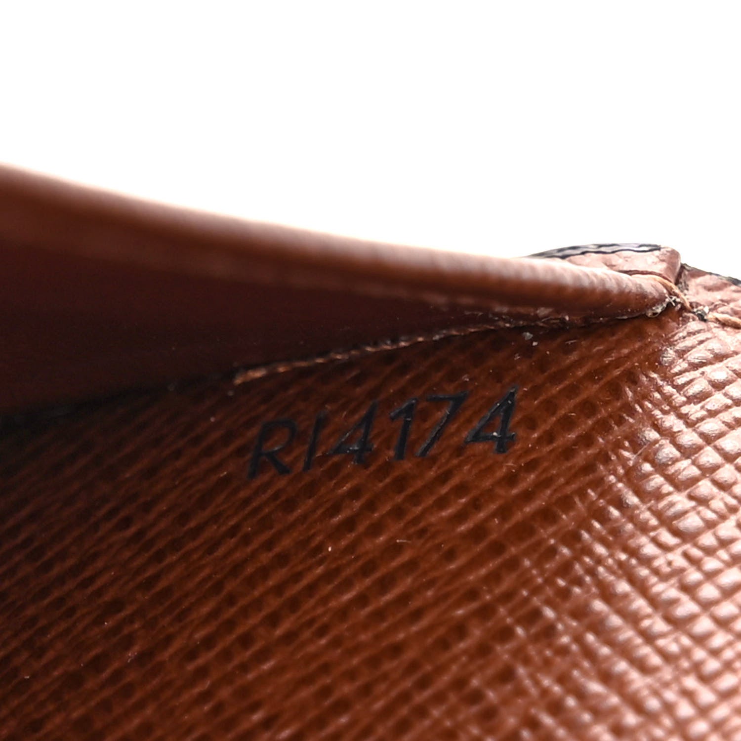 Louis Vuitton Monogram Medium Ring Agenda Cover 7 of 9