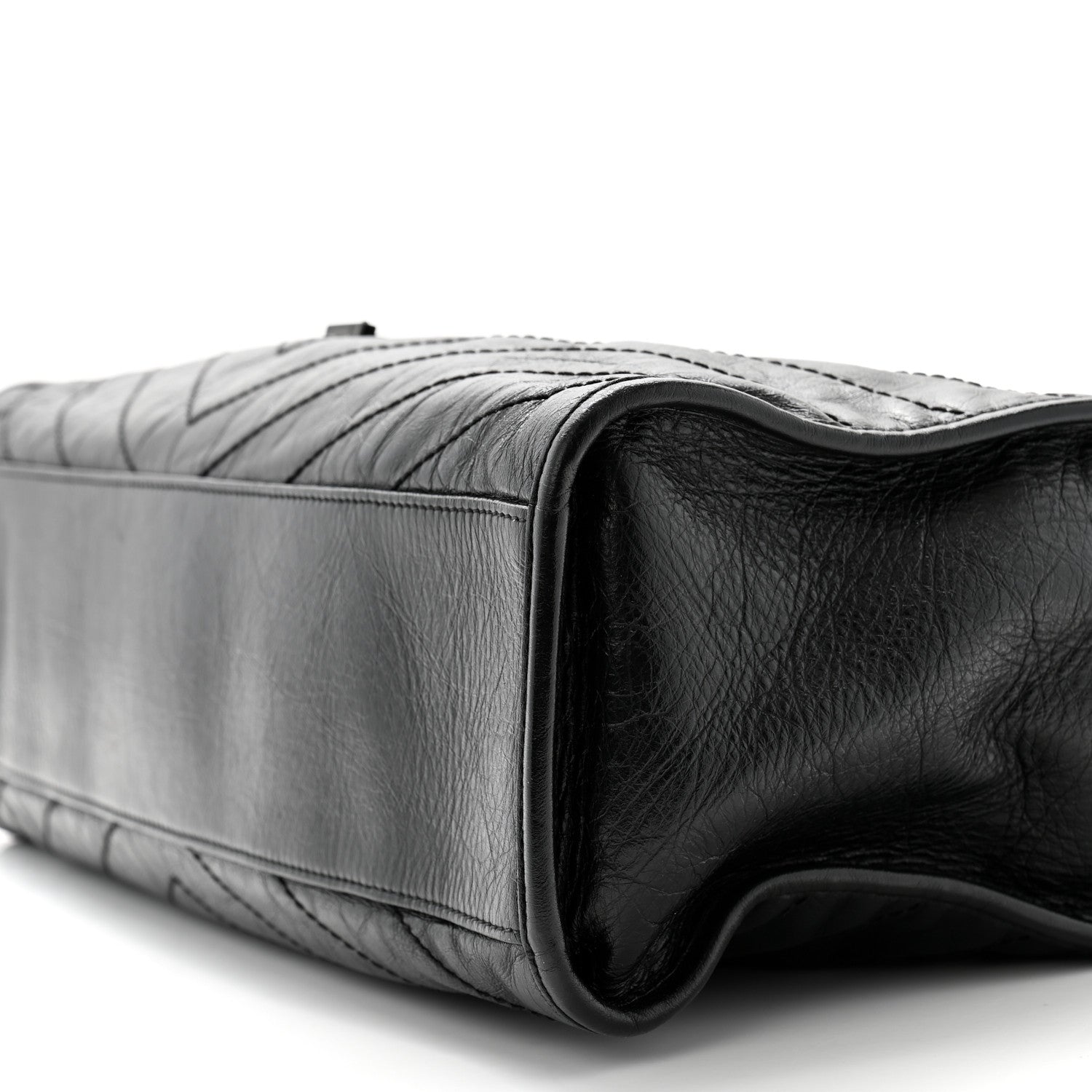 Saint Laurent Crinkled Calfskin Matelasse Monogram Large Niki Shopper Tote Black 9 of 12