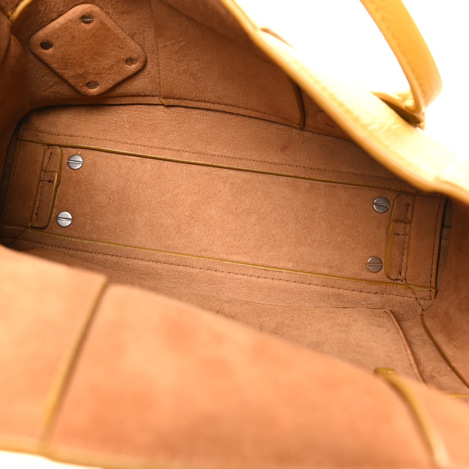 Bottega Veneta Grained Calfskin Maxi Intrecciato Medium Arco