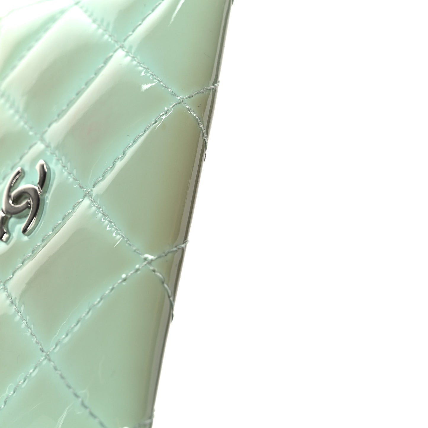 Patent Quilted Card Holder Green