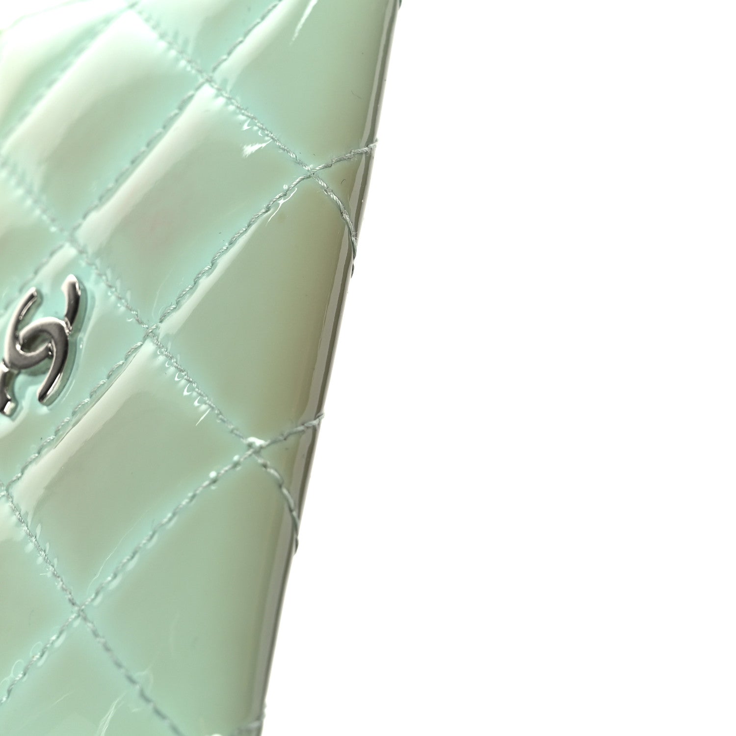 Chanel Patent Quilted Card Holder Green 11 of 12