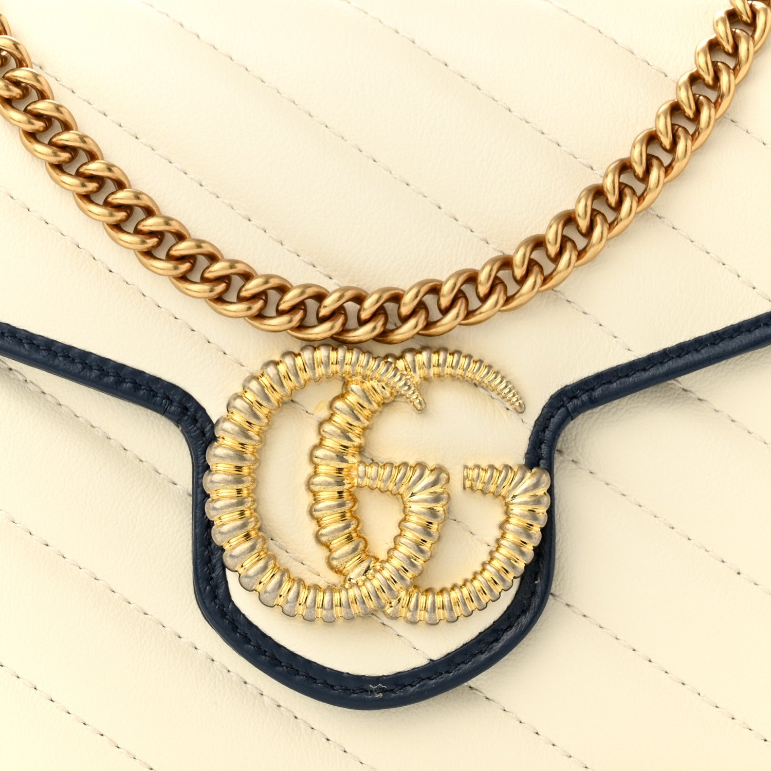 Gucci Vintage Effect Calfskin Matelasse Diagonal Torchon GG Marmont Chain Wallet Mystic White Blue Agata 8 of 10