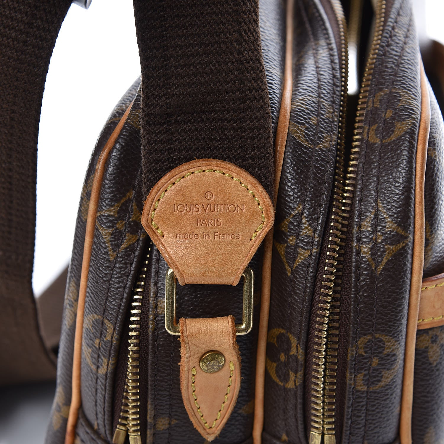 Louis Vuitton Monogram Reporter PM 7 of 19