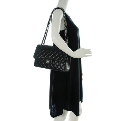 Chanel Caviar Quilted Jumbo Double Flap Black 2 of 9