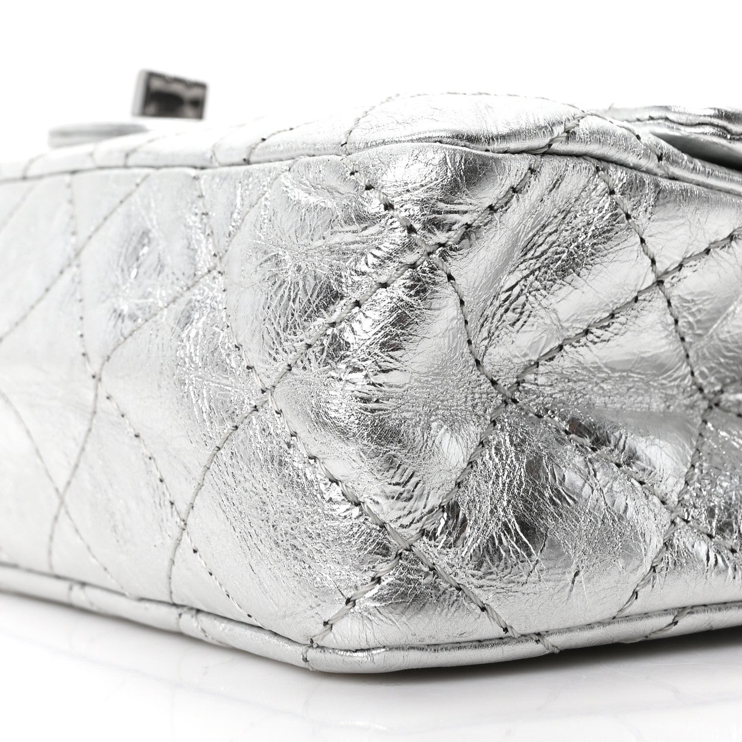 Chanel Metallic Aged Calfskin Quilted 2.55 Reissue 226 Flap Silver 18 of 19