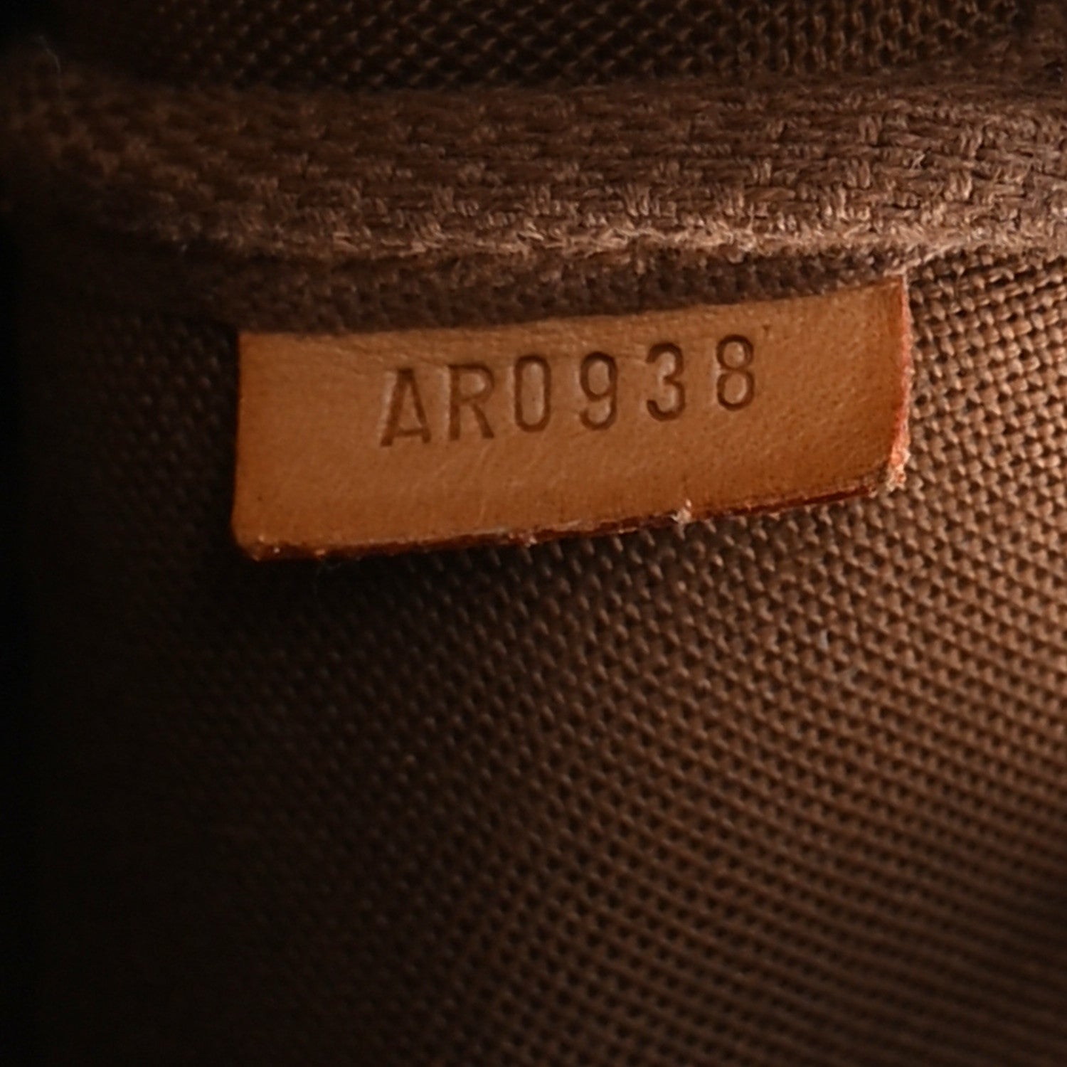 Louis Vuitton Monogram Pochette Accessories 7 of 9