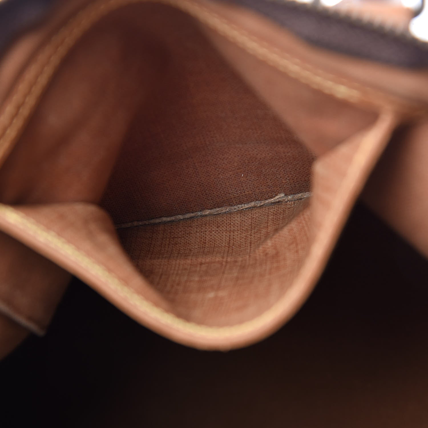 Louis Vuitton Monogram Speedy 35 12 of 30