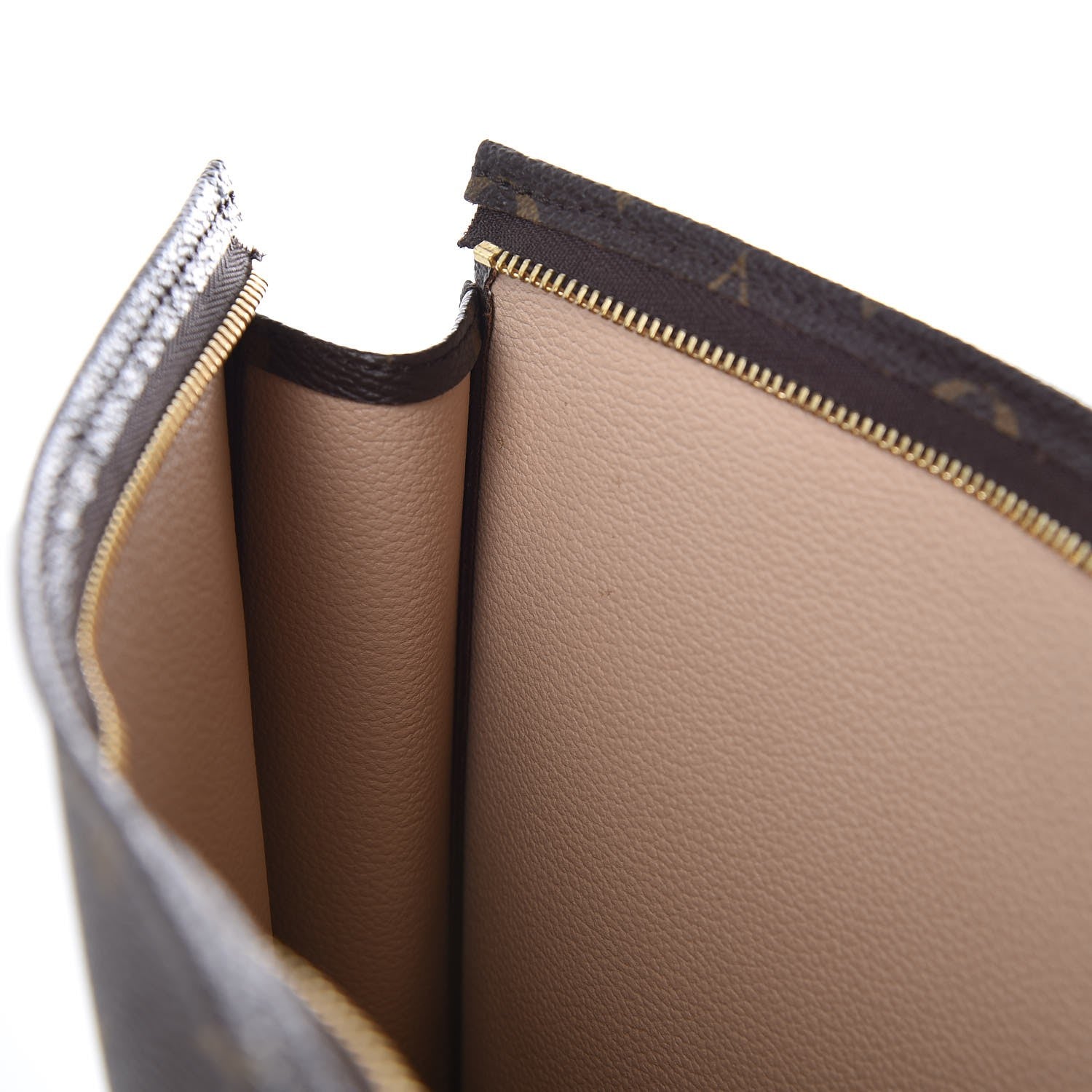 Louis Vuitton Monogram Toiletry Pouch 26 9 of 13