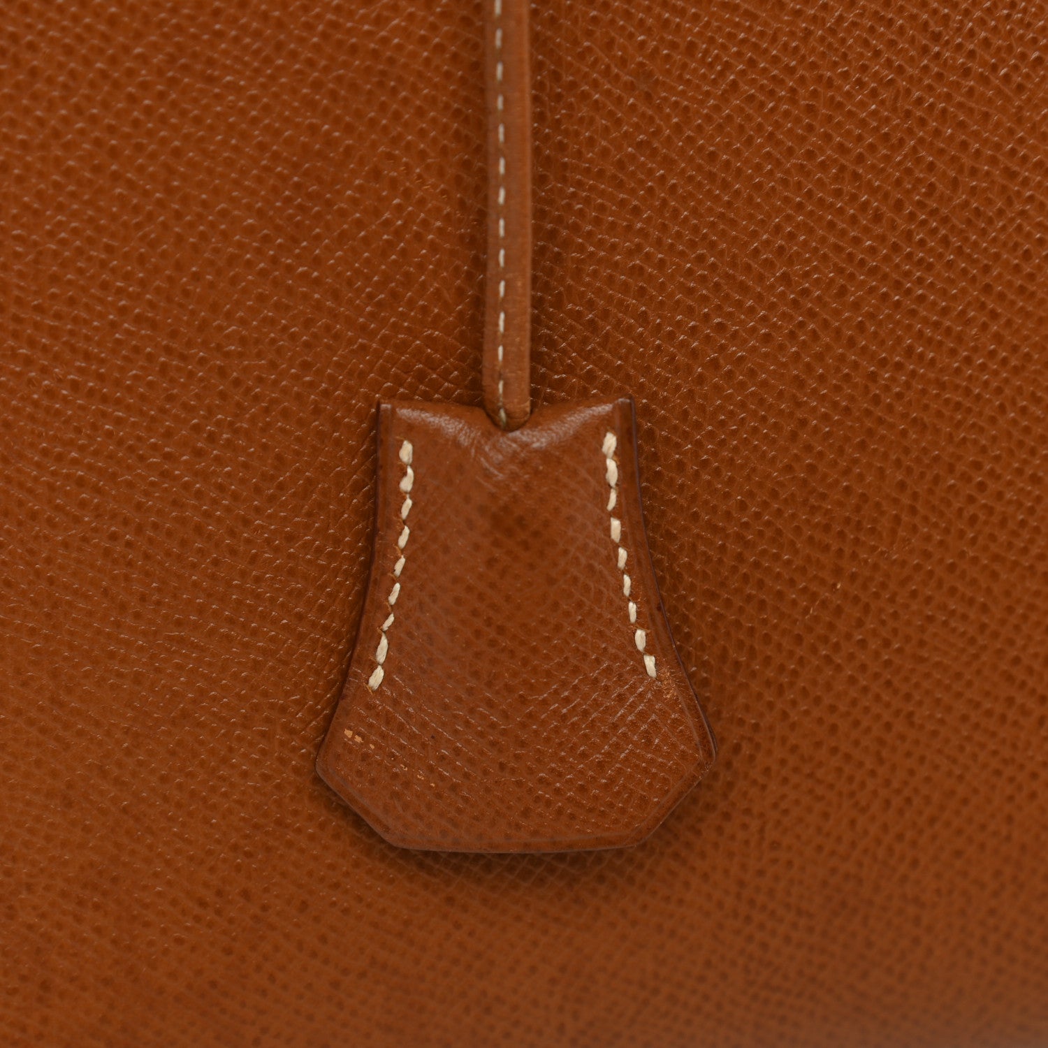Hermes Courchevel Kelly Sellier 28 Gold 16 of 18