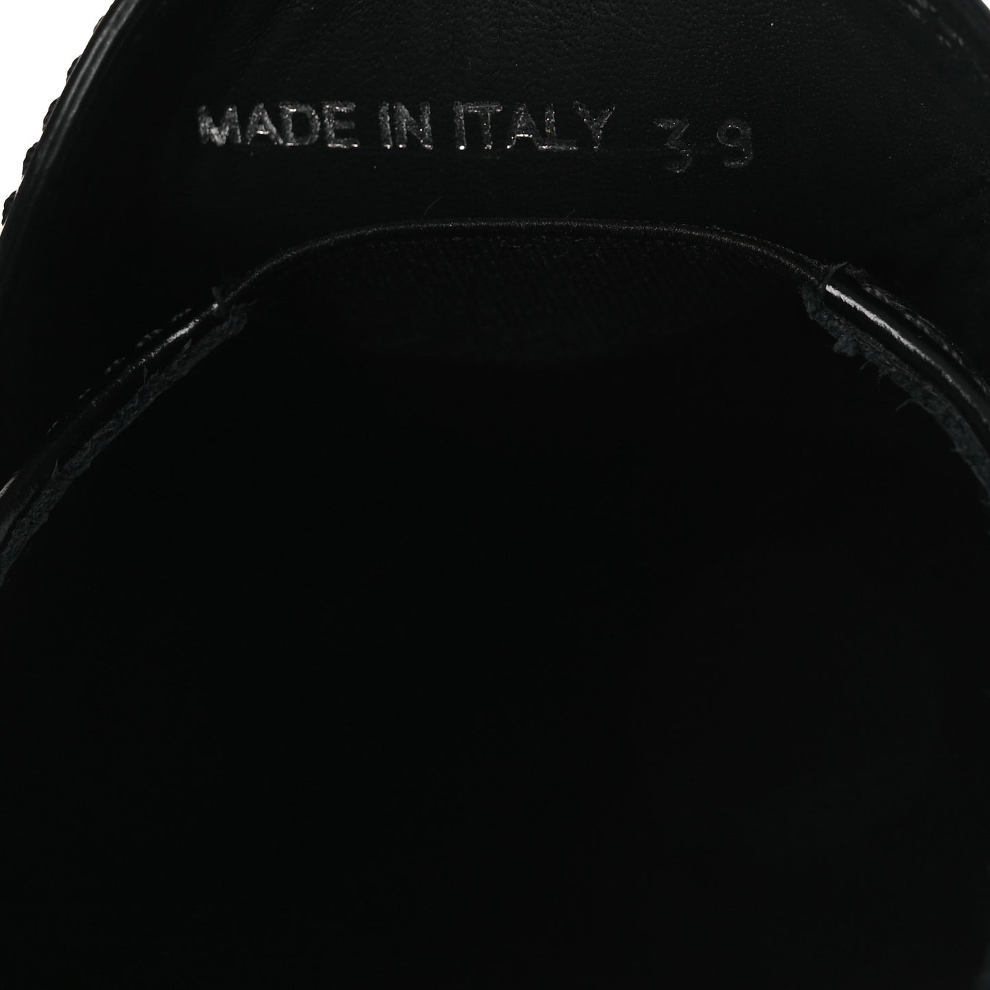 Vernice Triangle 50mm Loafers 39 Black
