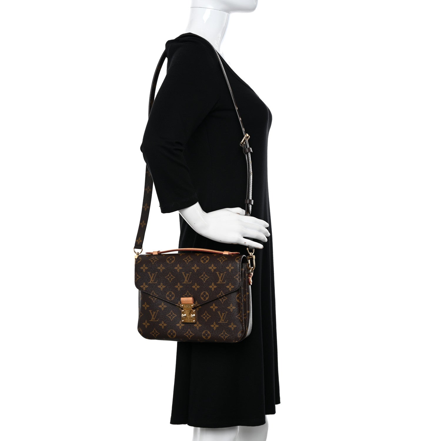 Louis Vuitton Monogram Pochette Metis 2 of 11