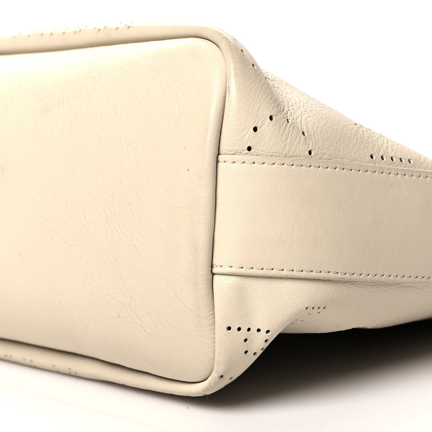 Calfskin Tweed Small Logo Eyelets Shopping Tote Beige
