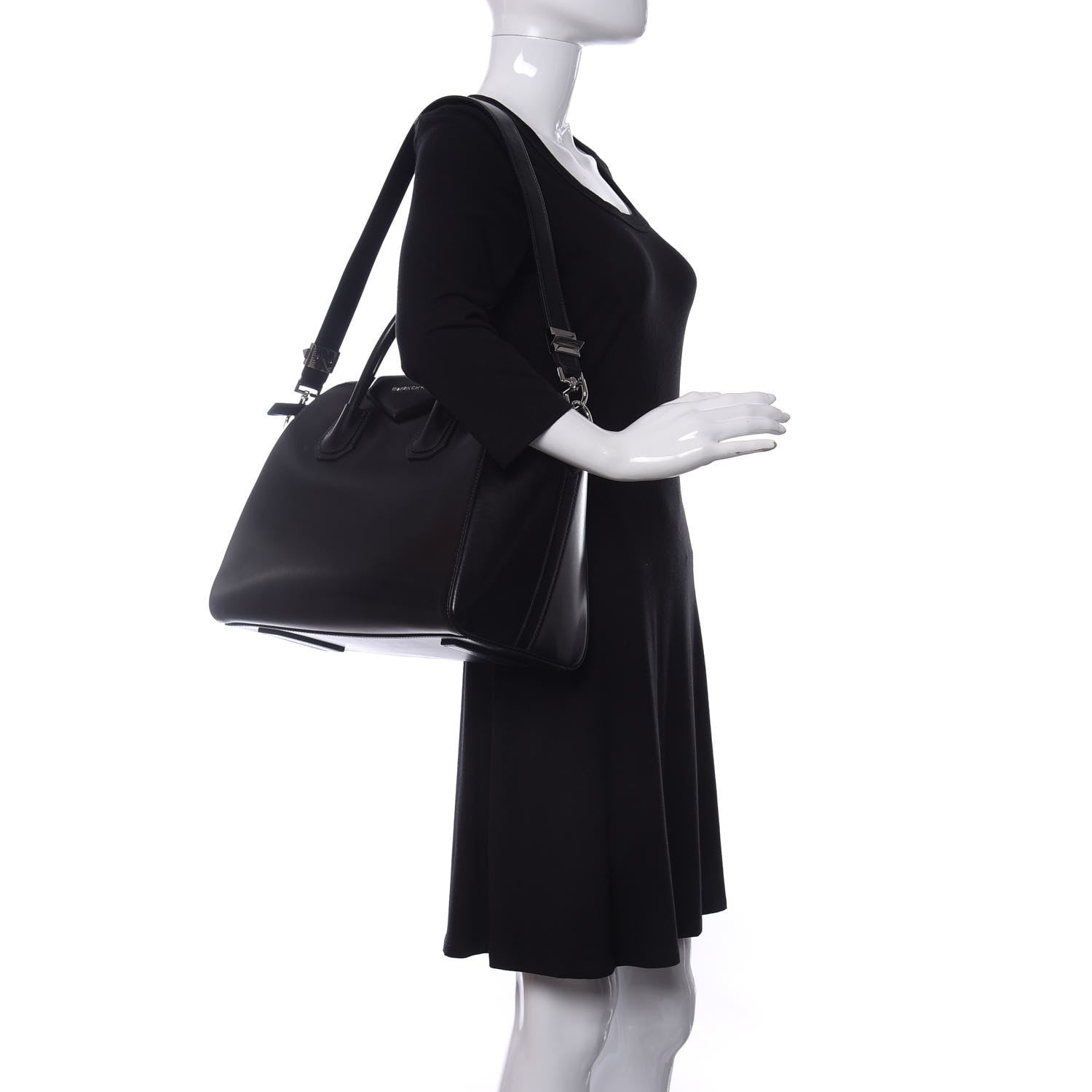Givenchy Shiny Lord Calfskin Medium Antigona Black 2 of 10