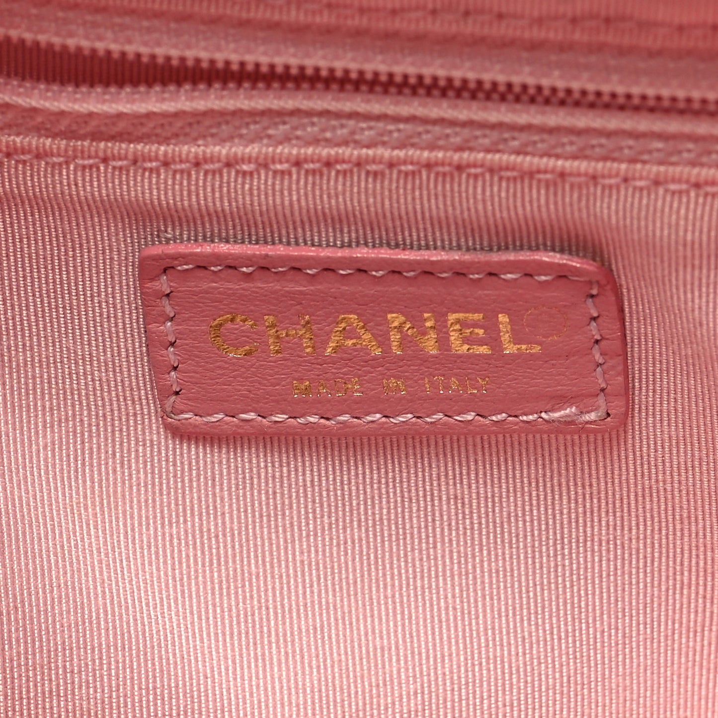 Caviar Quilted Petit Timeless Shopping Tote PTT Pink
