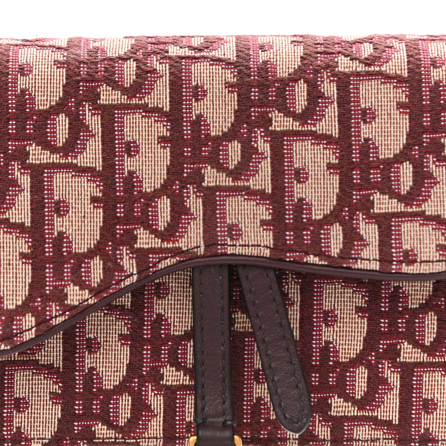 Oblique Saddle Belt Bag Bordeaux