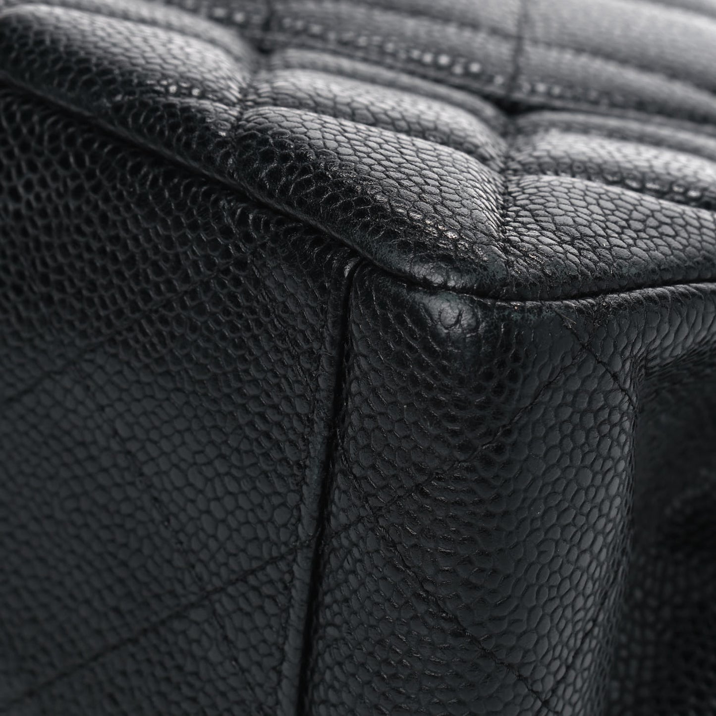 Caviar Quilted Maxi Single Flap Black