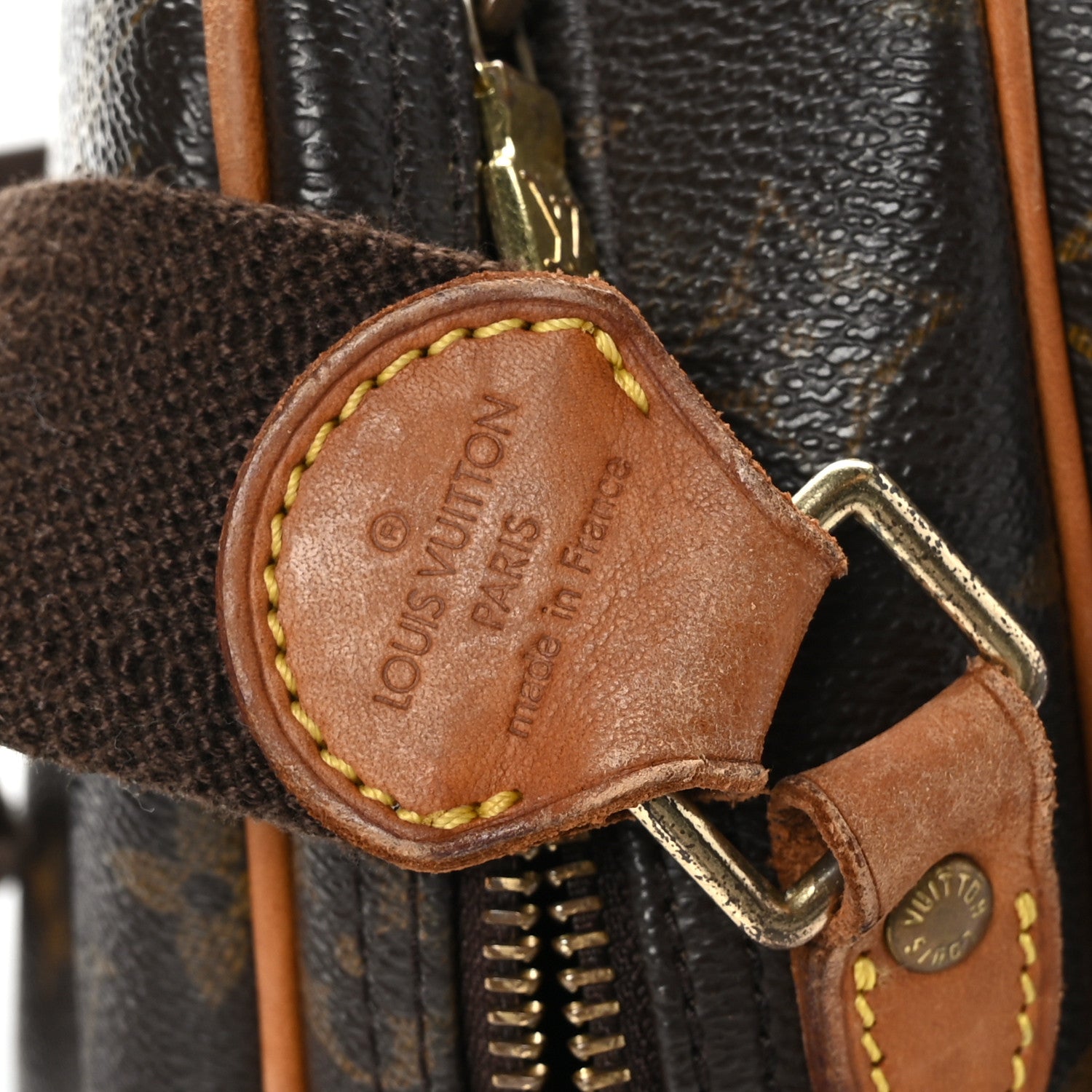 Louis Vuitton Monogram Reporter PM 7 of 9