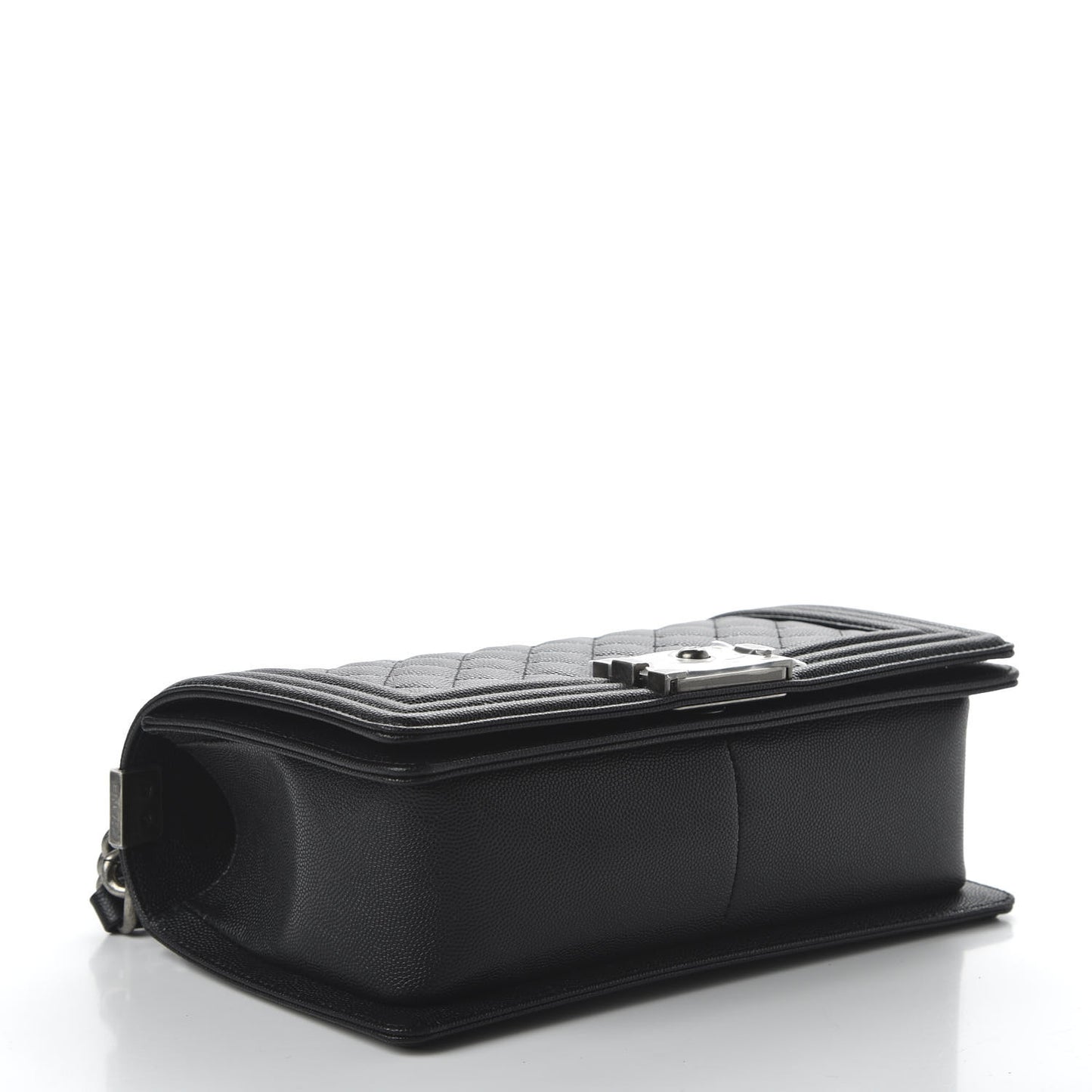 Caviar Quilted Medium Boy Flap Black