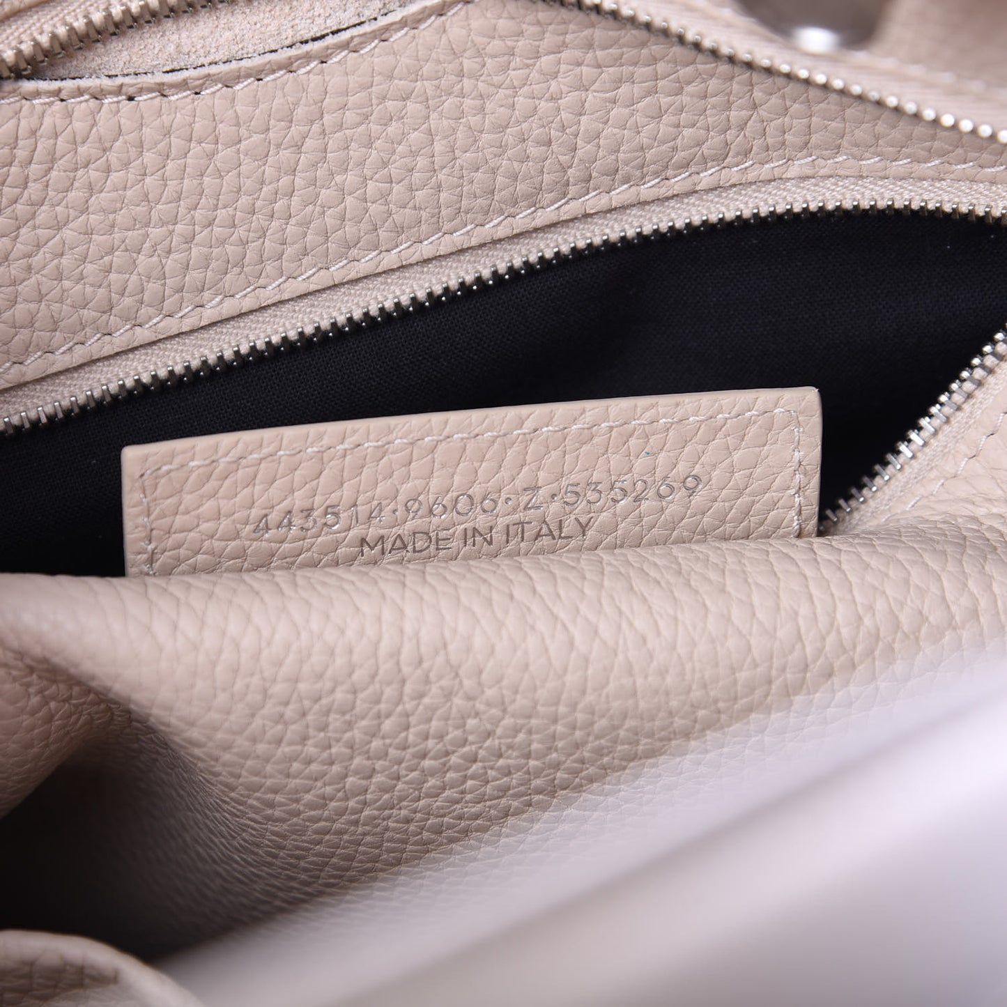 Veau Grana Perforated Blackout Hardware City Beige Poudre