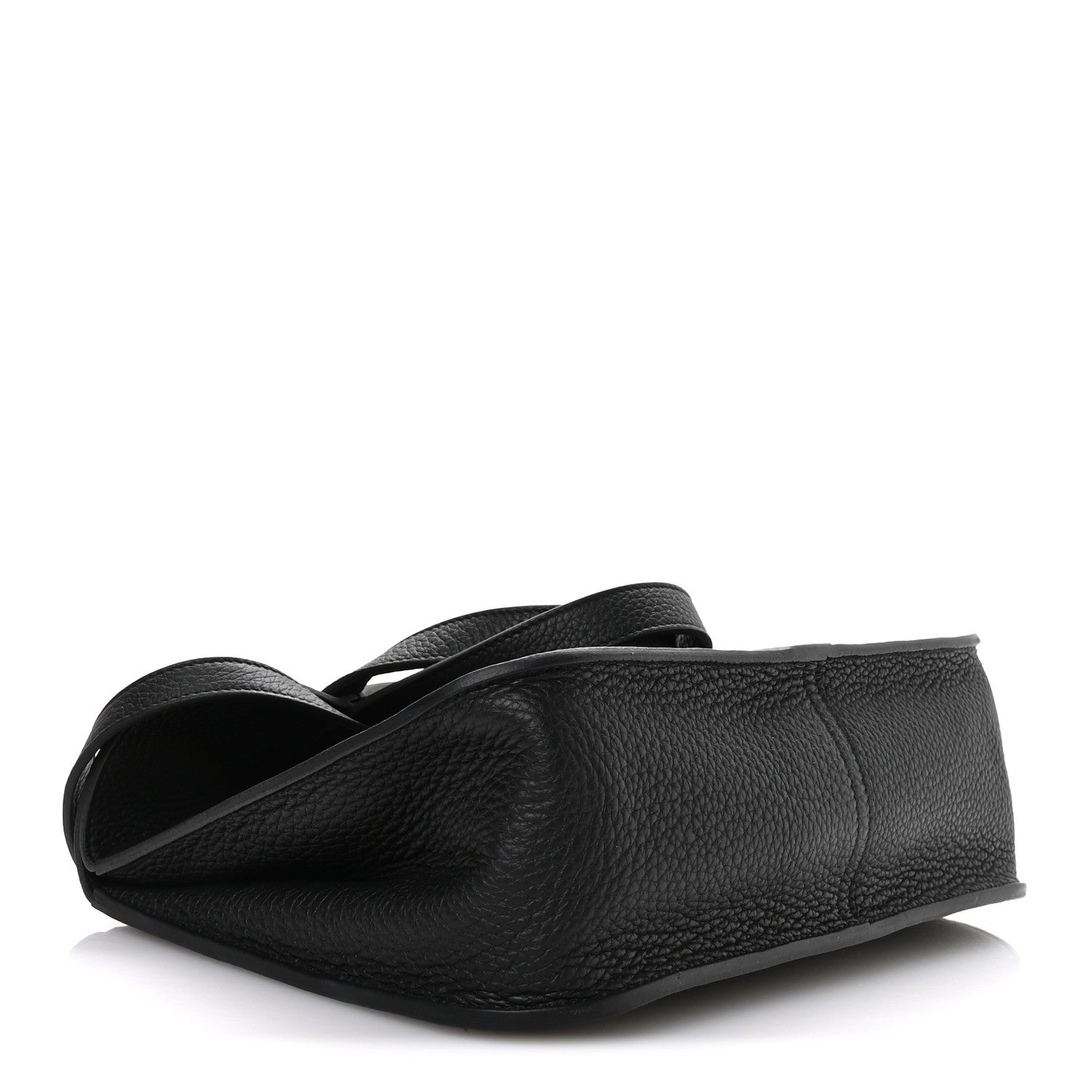 エルメス Hermes Taurillon Clemence Halzan 31 Gold 1781850 – FASHIONPHILE