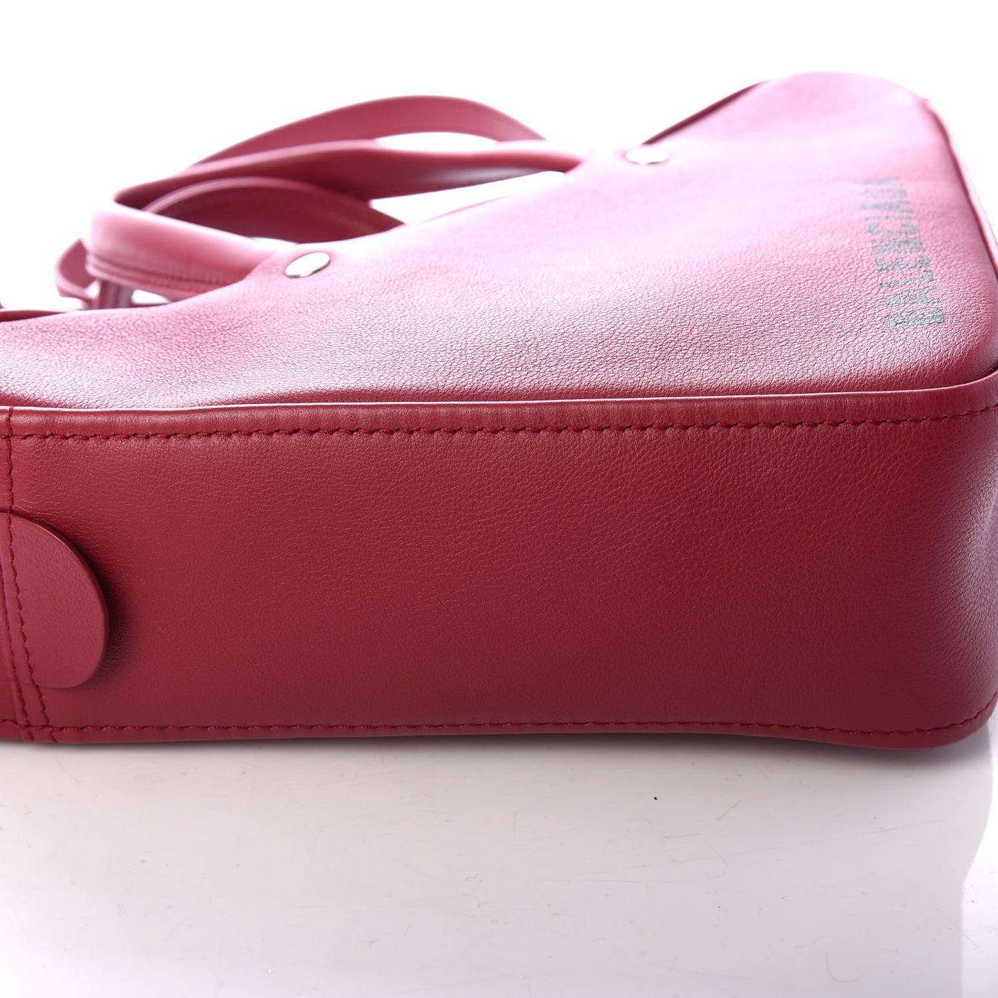 Shiny Day Calfskin XS Triangle Chain Duffle Rouge Grenat
