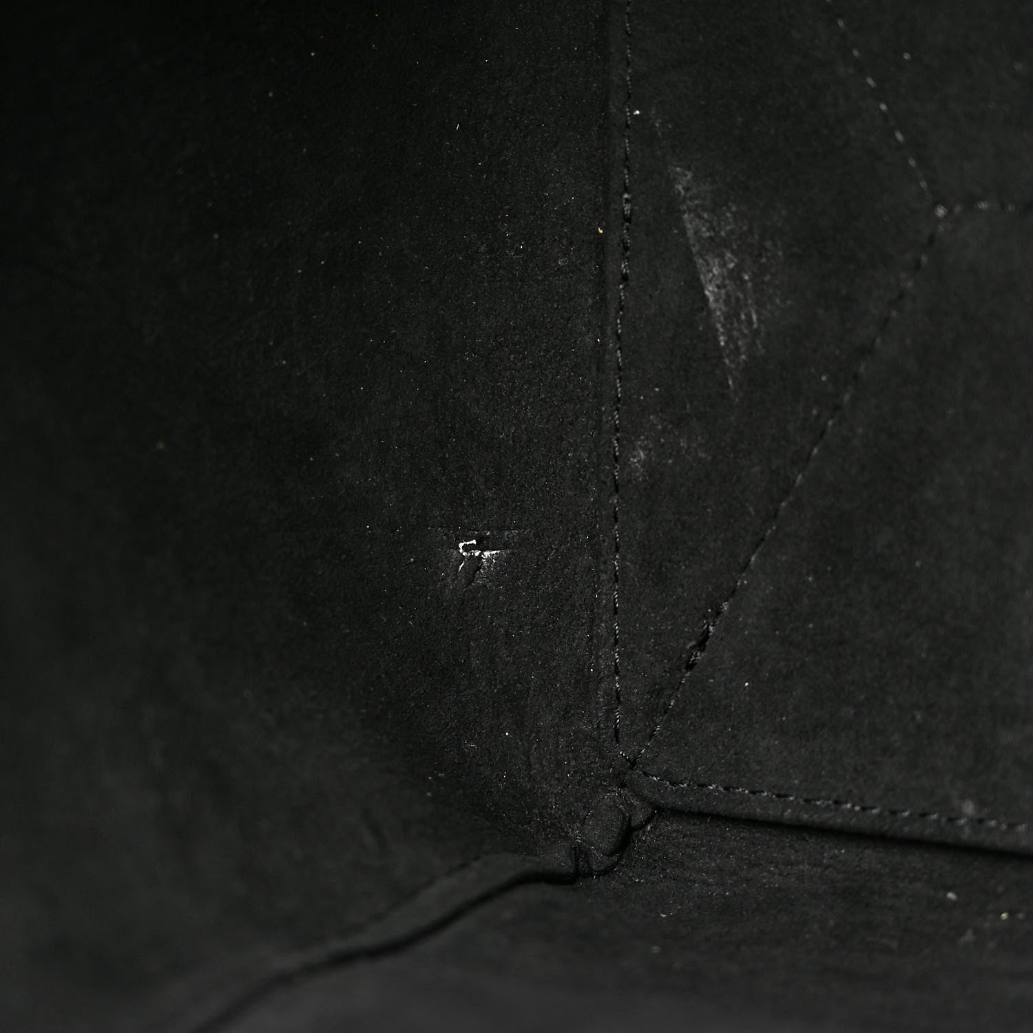 Louis Vuitton Calfskin Lockme Cabas Black 11 of 17