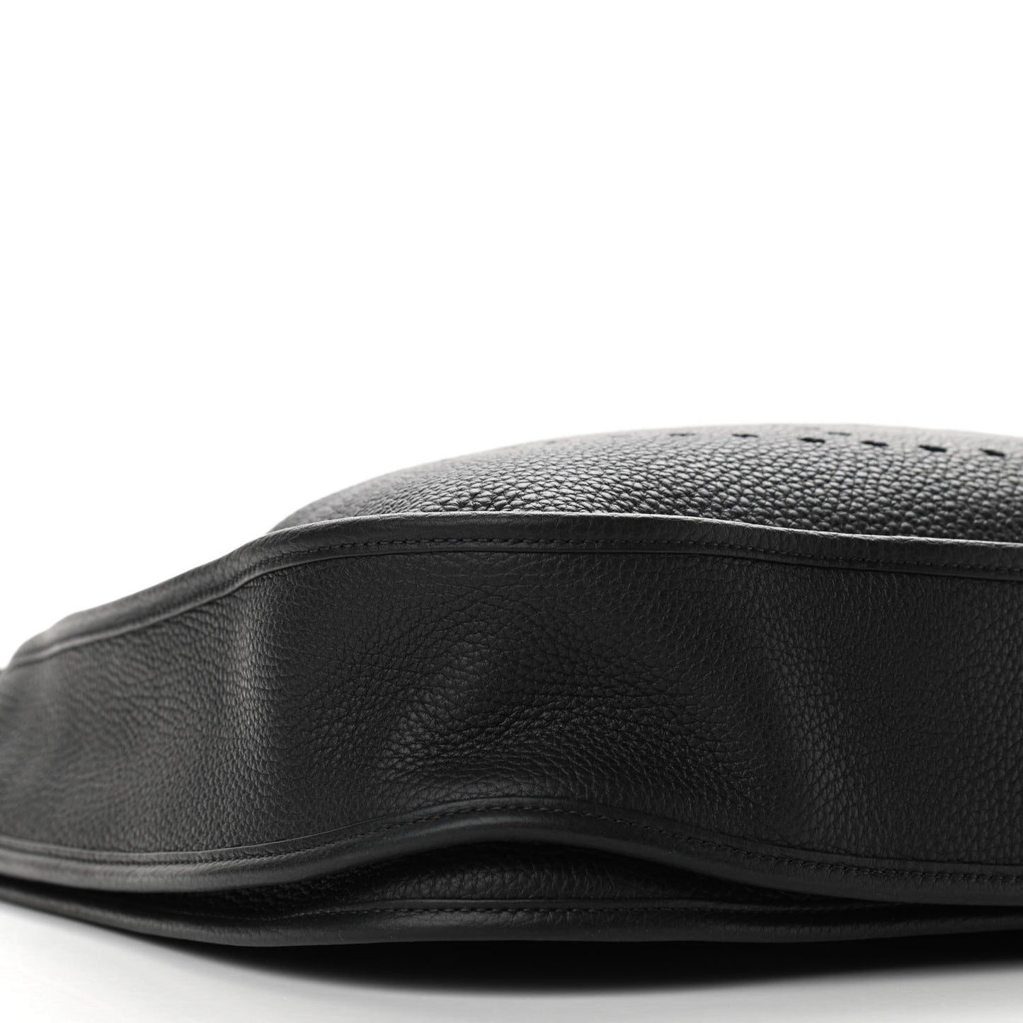 Taurillon Clemence Evelyne III TGM Black