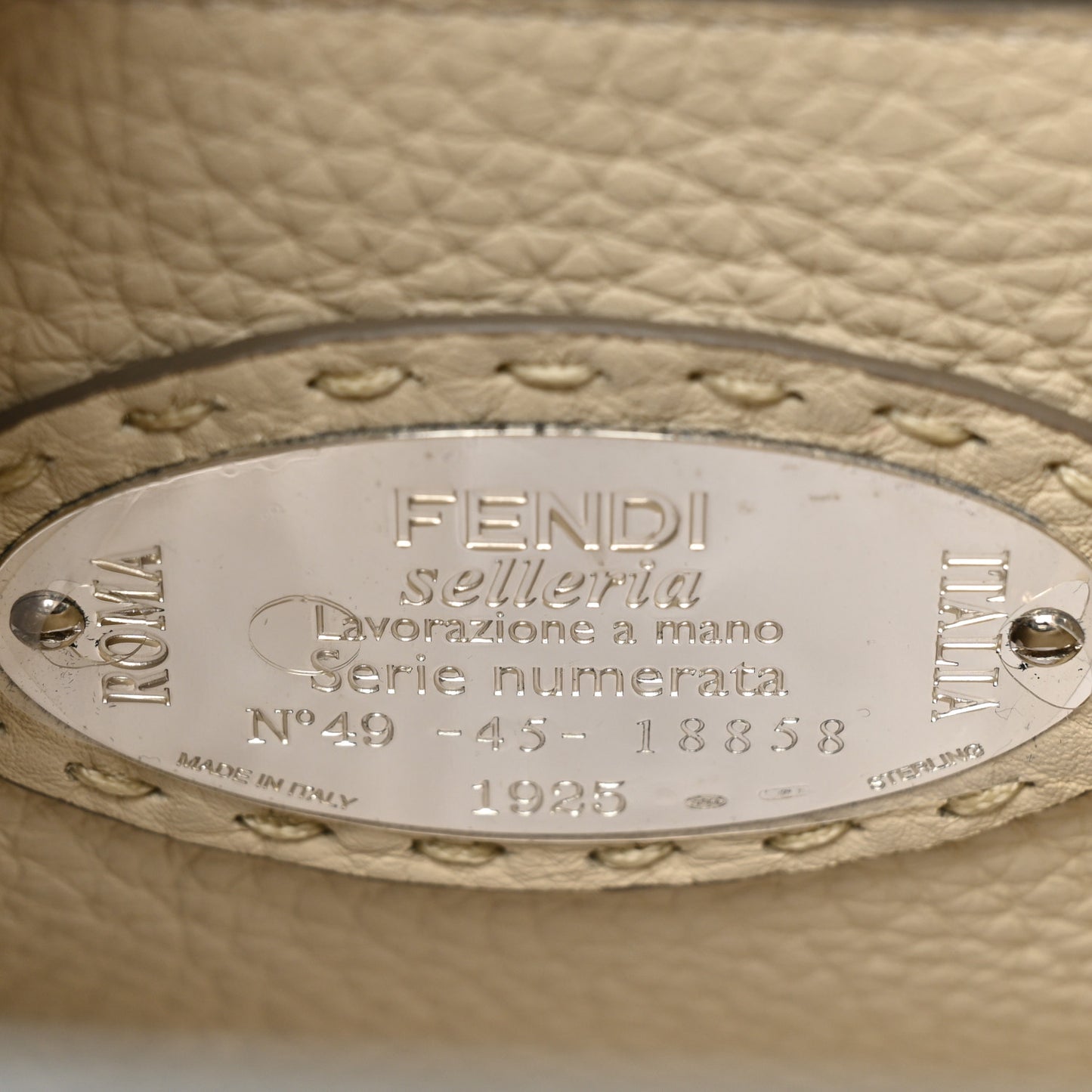 Cuoio Romano Selleria Bi-Color Medium Peekaboo Iconic Satchel Asfalto Latte
