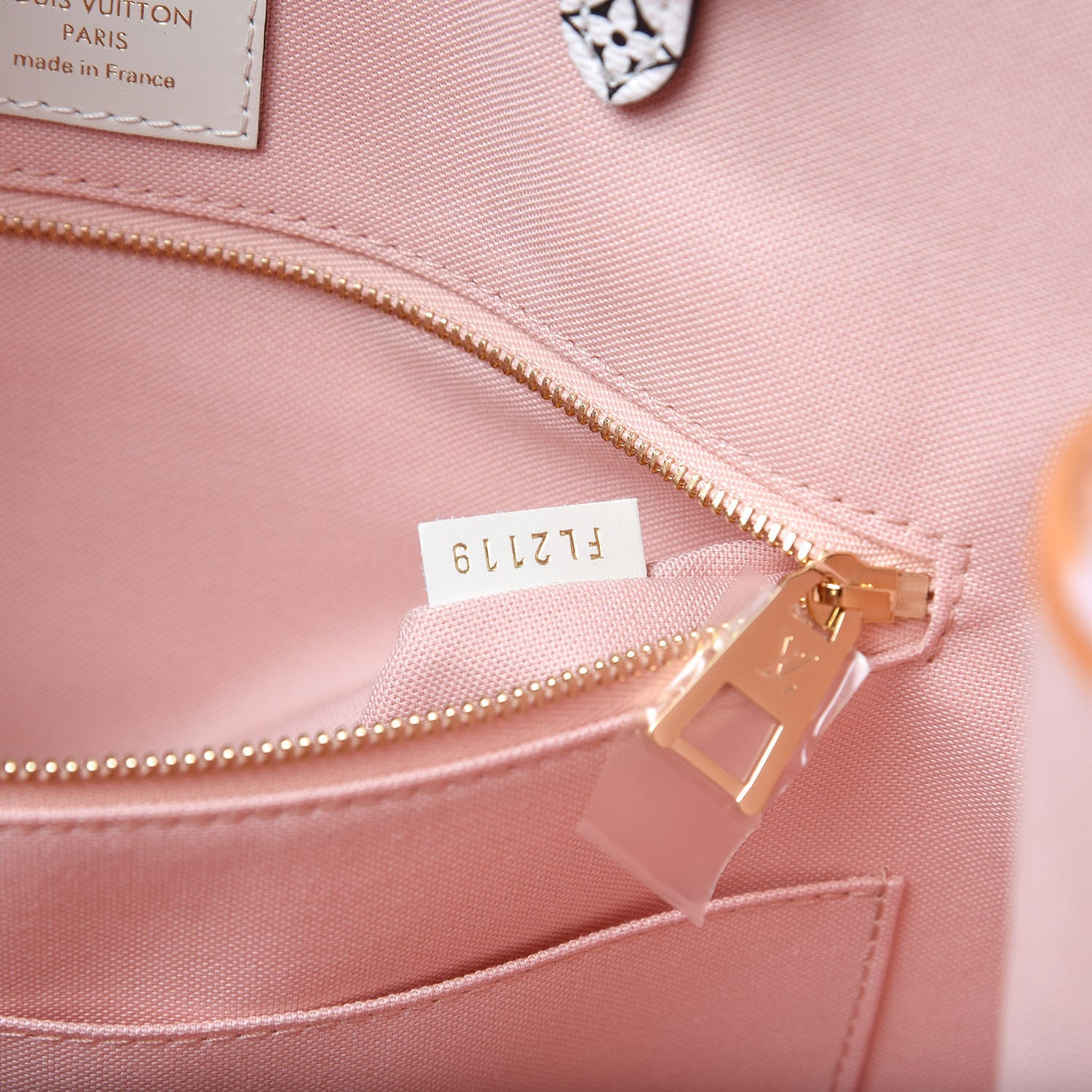 Louis Vuitton Monogram Giant Onthego GM Rouge Rose 7 of 10