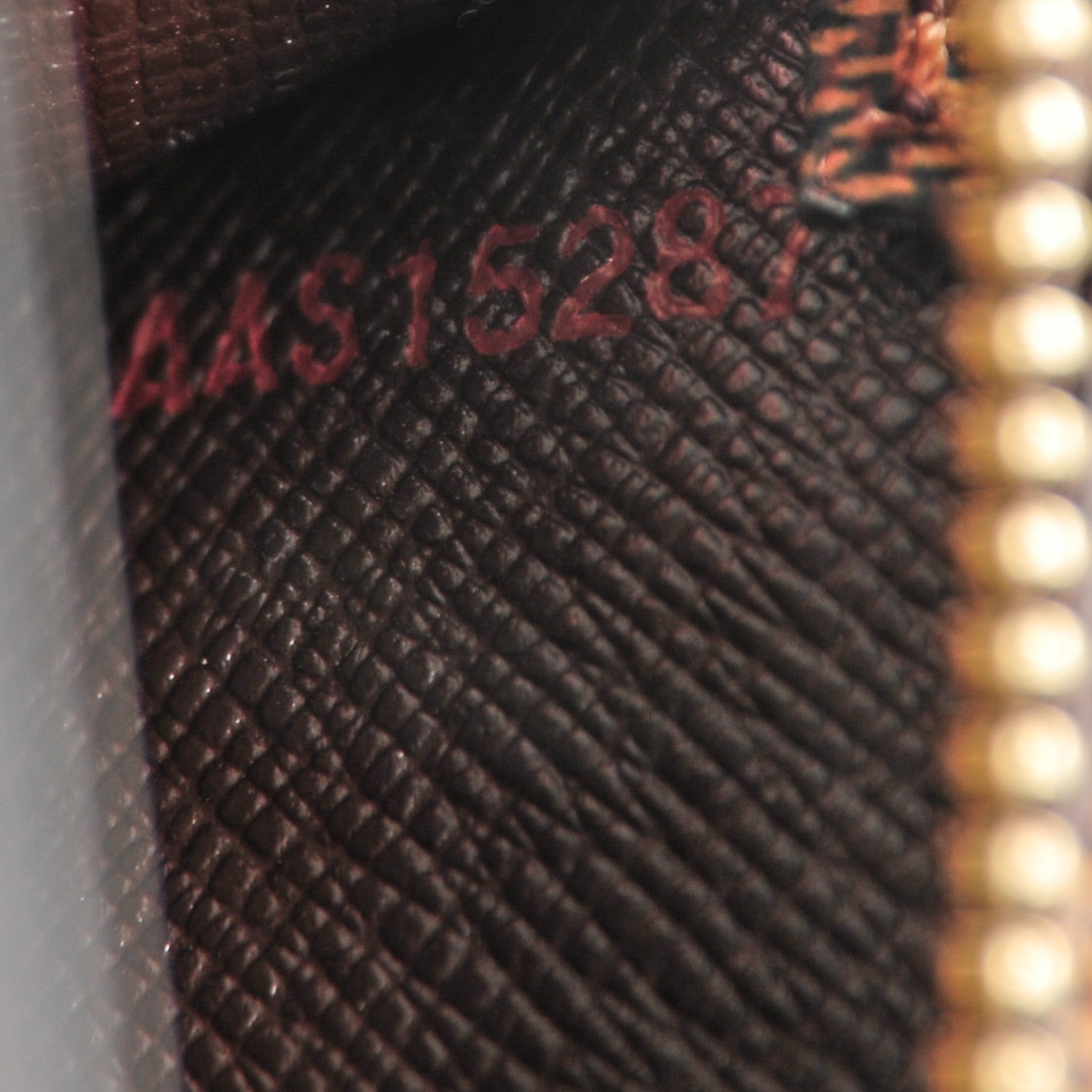 Louis Vuitton Damier Ebene Sac Triangle 7 of 7