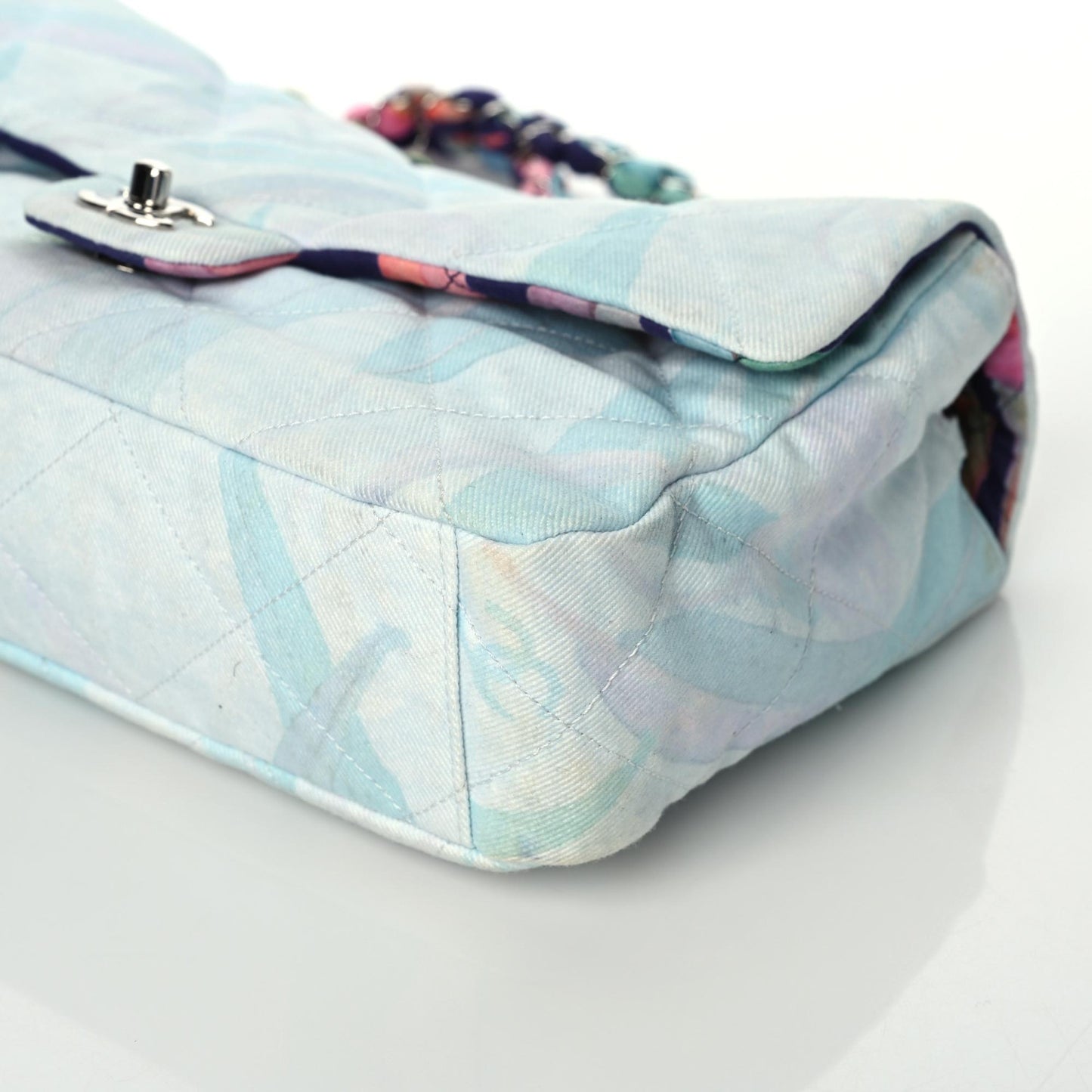 Canvas Quilted Jungle Jeans Flap White Multicolor
