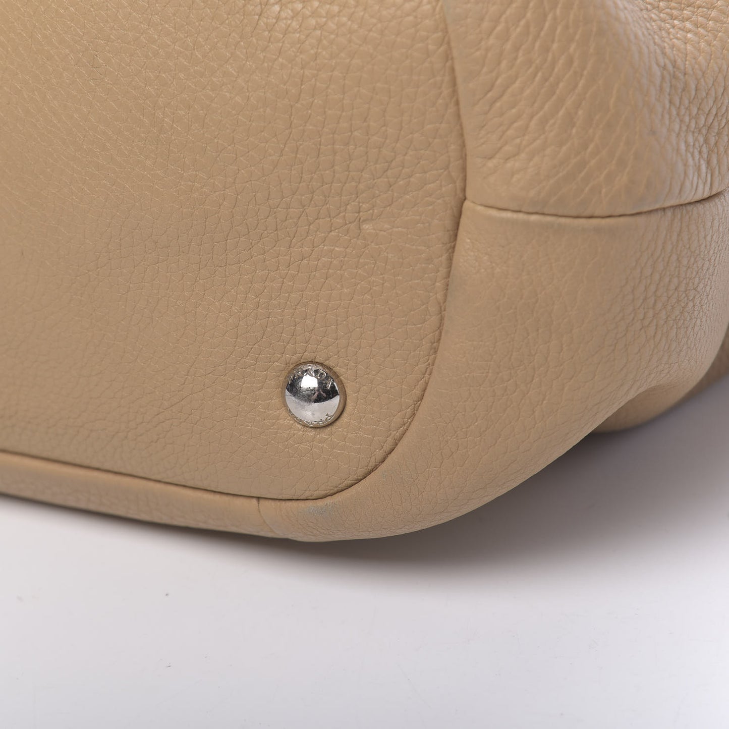 Vitello Daino Shoulder Bag Sabbia