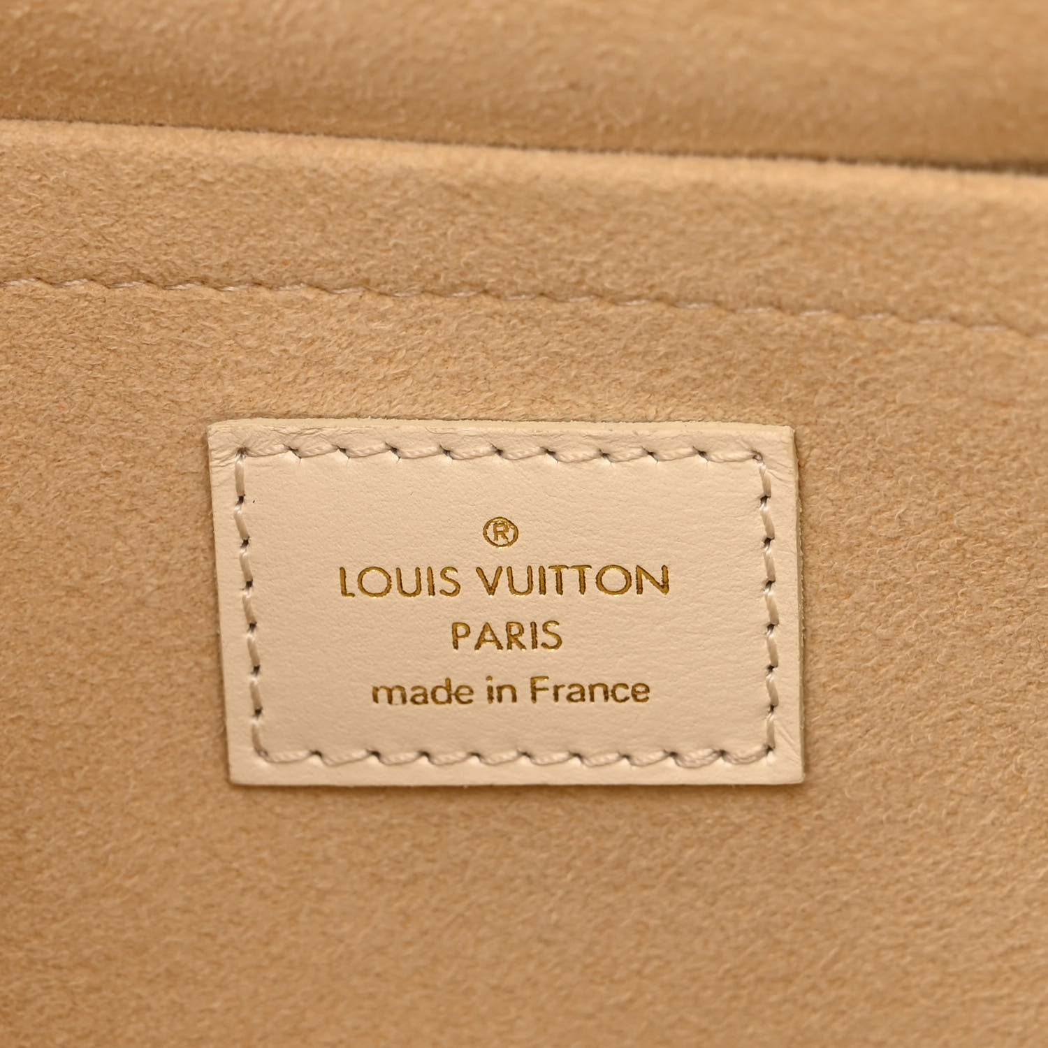 Louis Vuitton Mini Lin Trapeze PM Camel 6 of 19