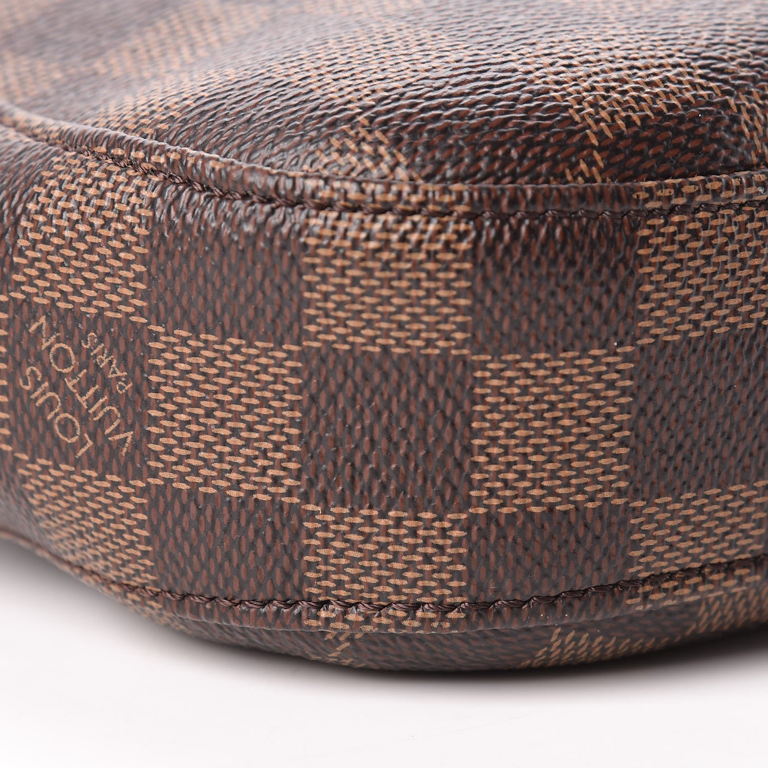 Louis Vuitton Damier Ebene South Bank Besace 10 of 12