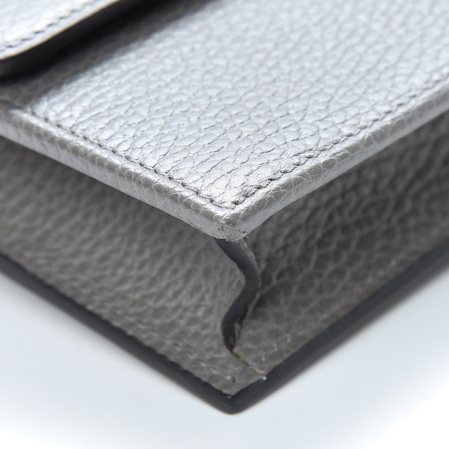 Dollar Calfskin Interlocking G Chain Wallet Loess