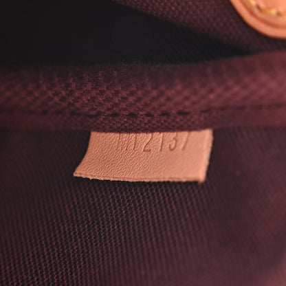 Louis Vuitton Monogram Favorite MM 7 of 10