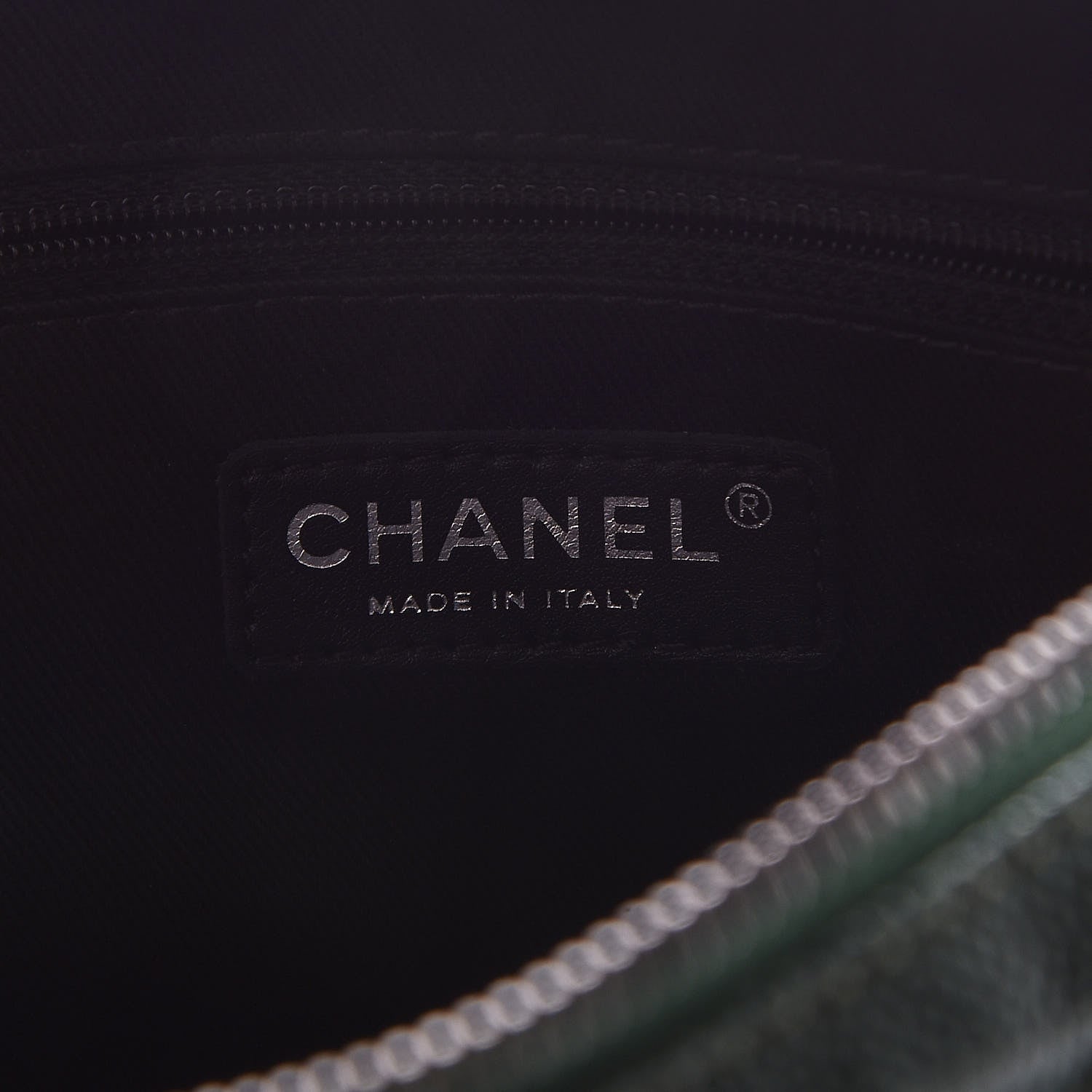 Chanel Iridescent Caviar Quilted Medium Chic Flap Green 6 of 15