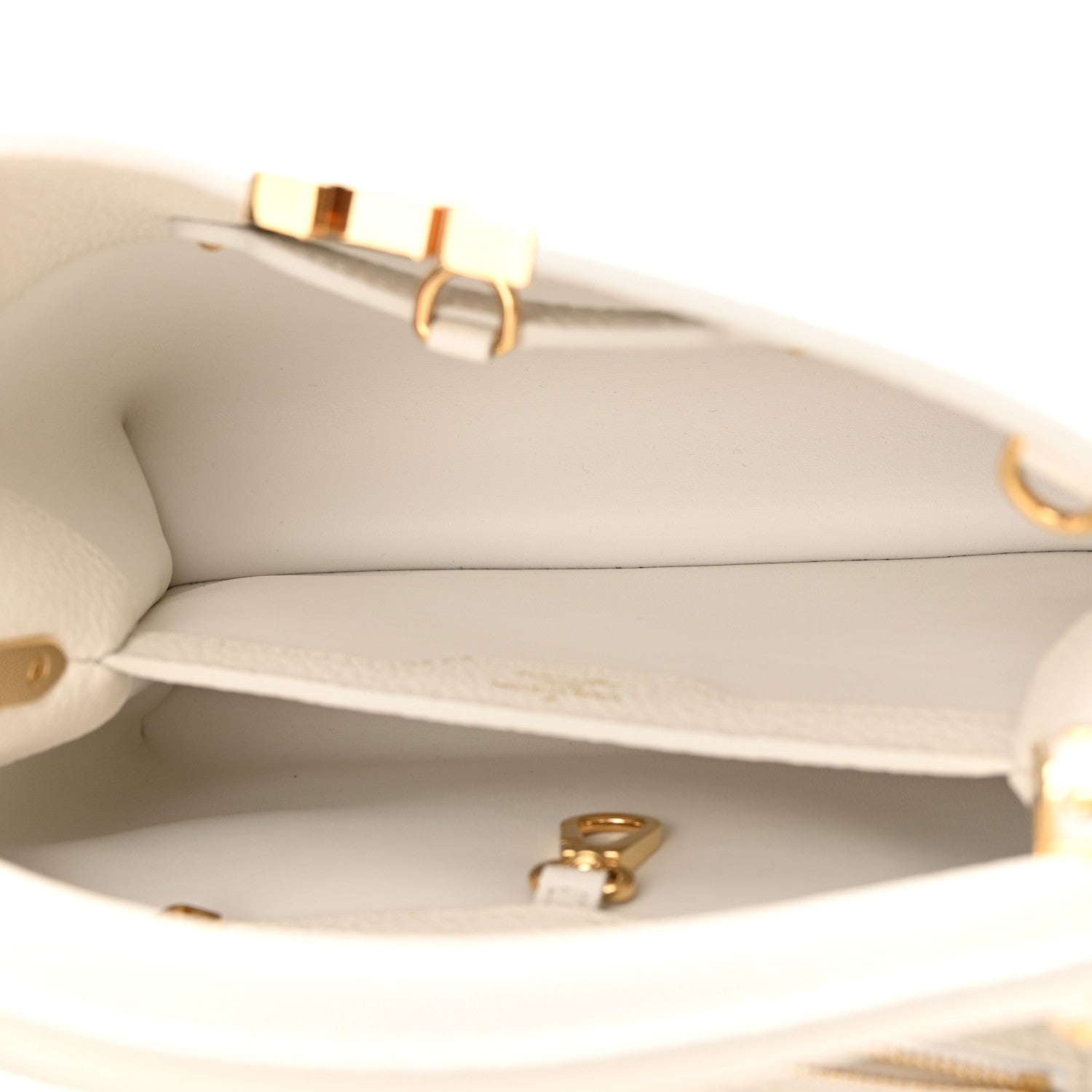Louis Vuitton Taurillon Capucines BB Snow 5 of 10