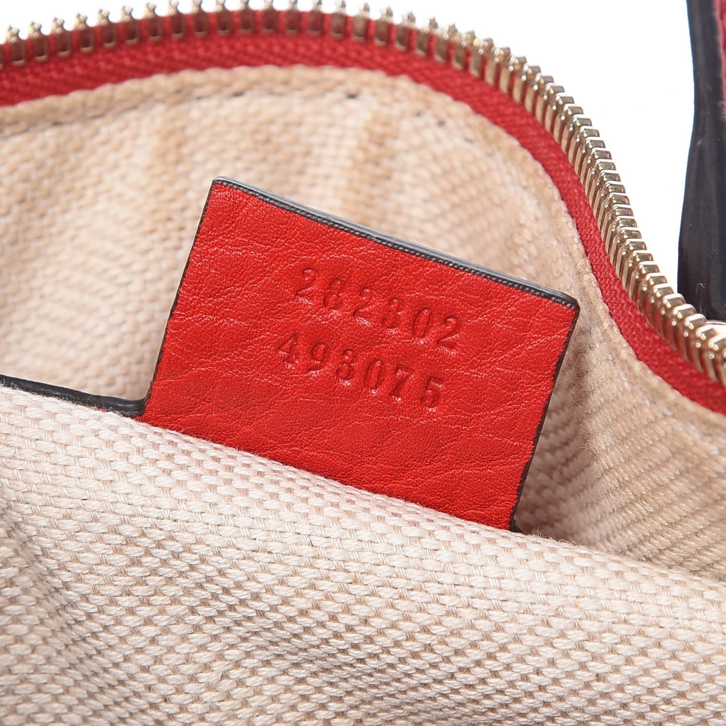 Pebbled Calfskin Medium Soho Boston Red